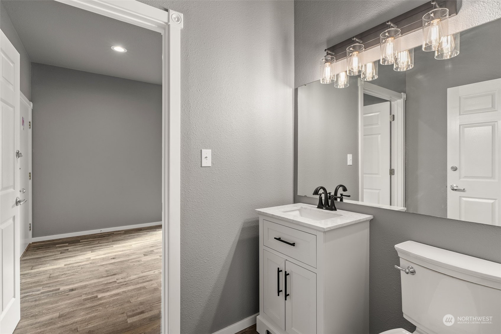 1217 Mellen Street Property Photo 28