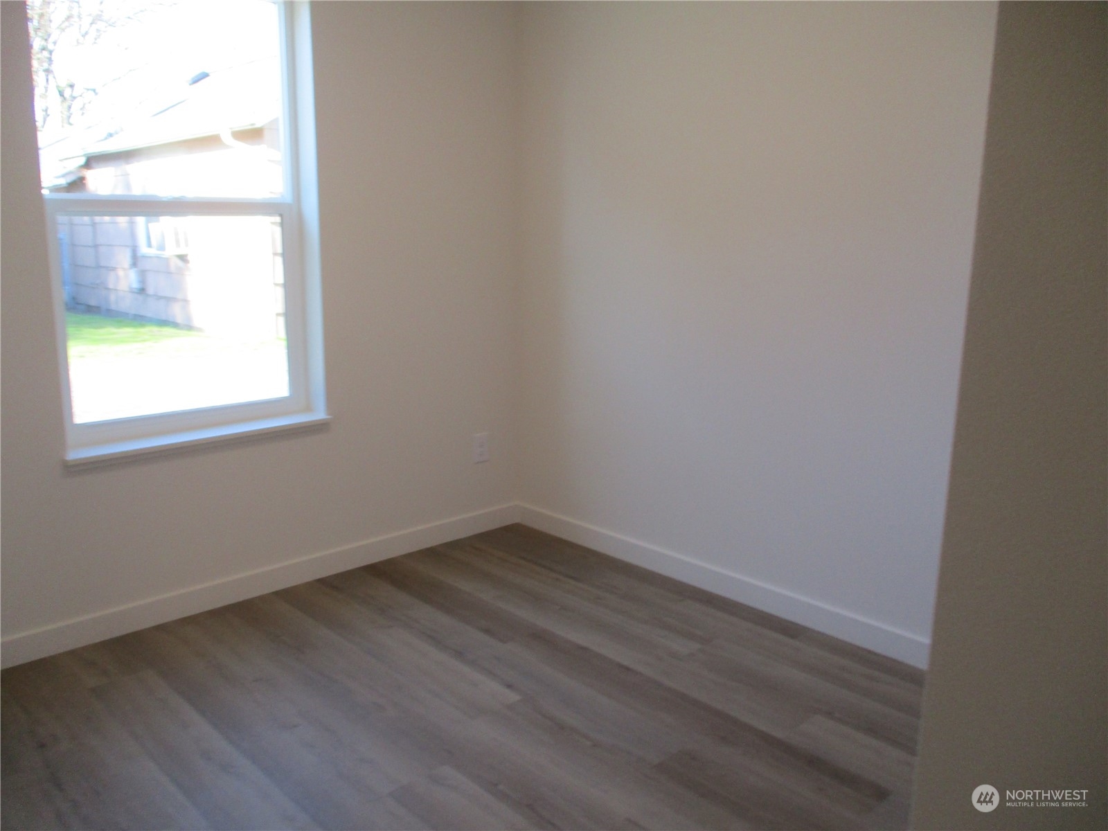 711 S 4th Avenue Property Photo 12