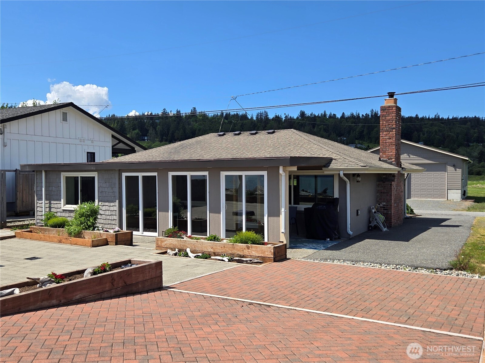 200 Driftwood Shores Road Property Photo