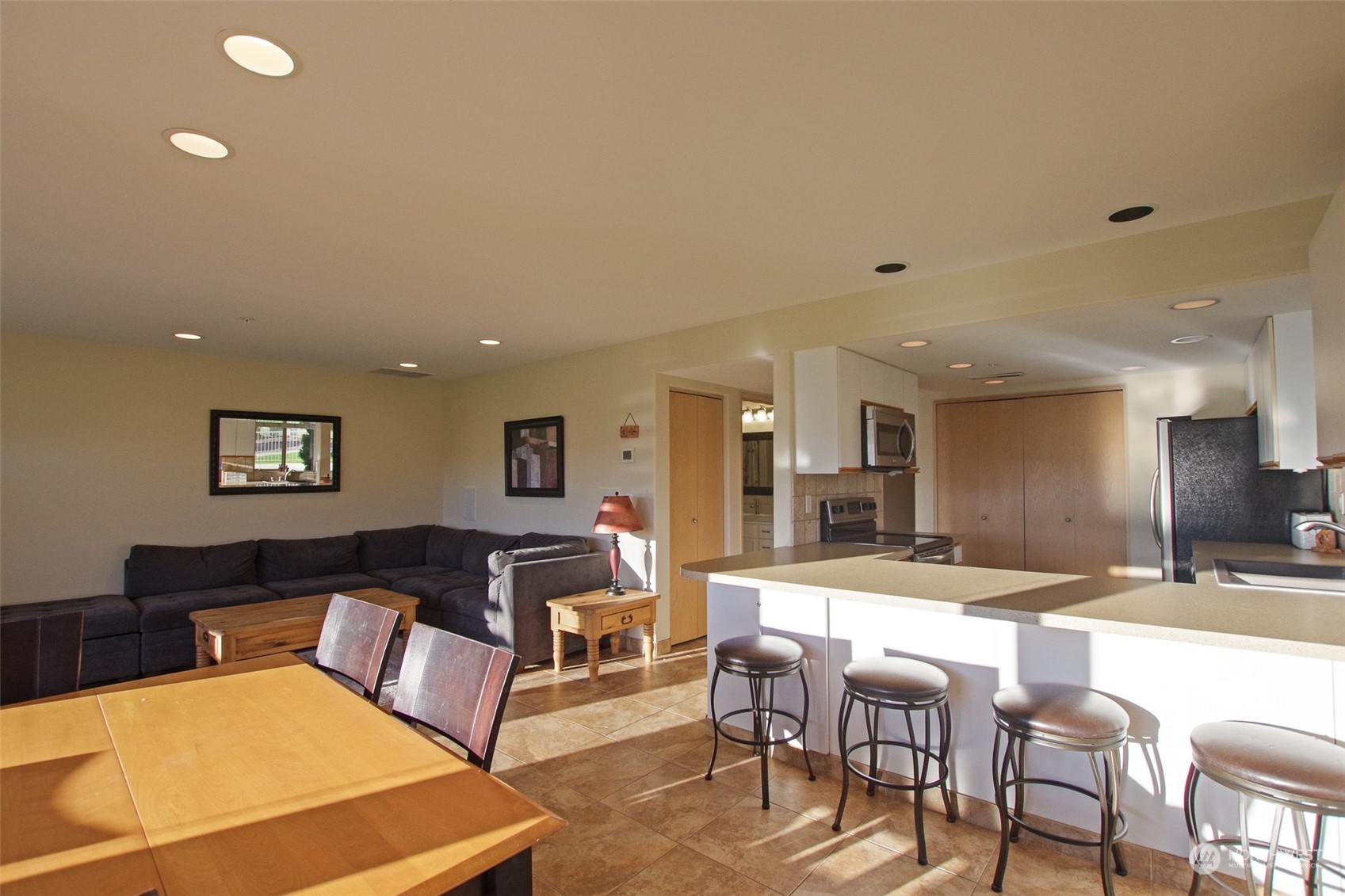 8997 Crescent Bar Road Property Photo 13