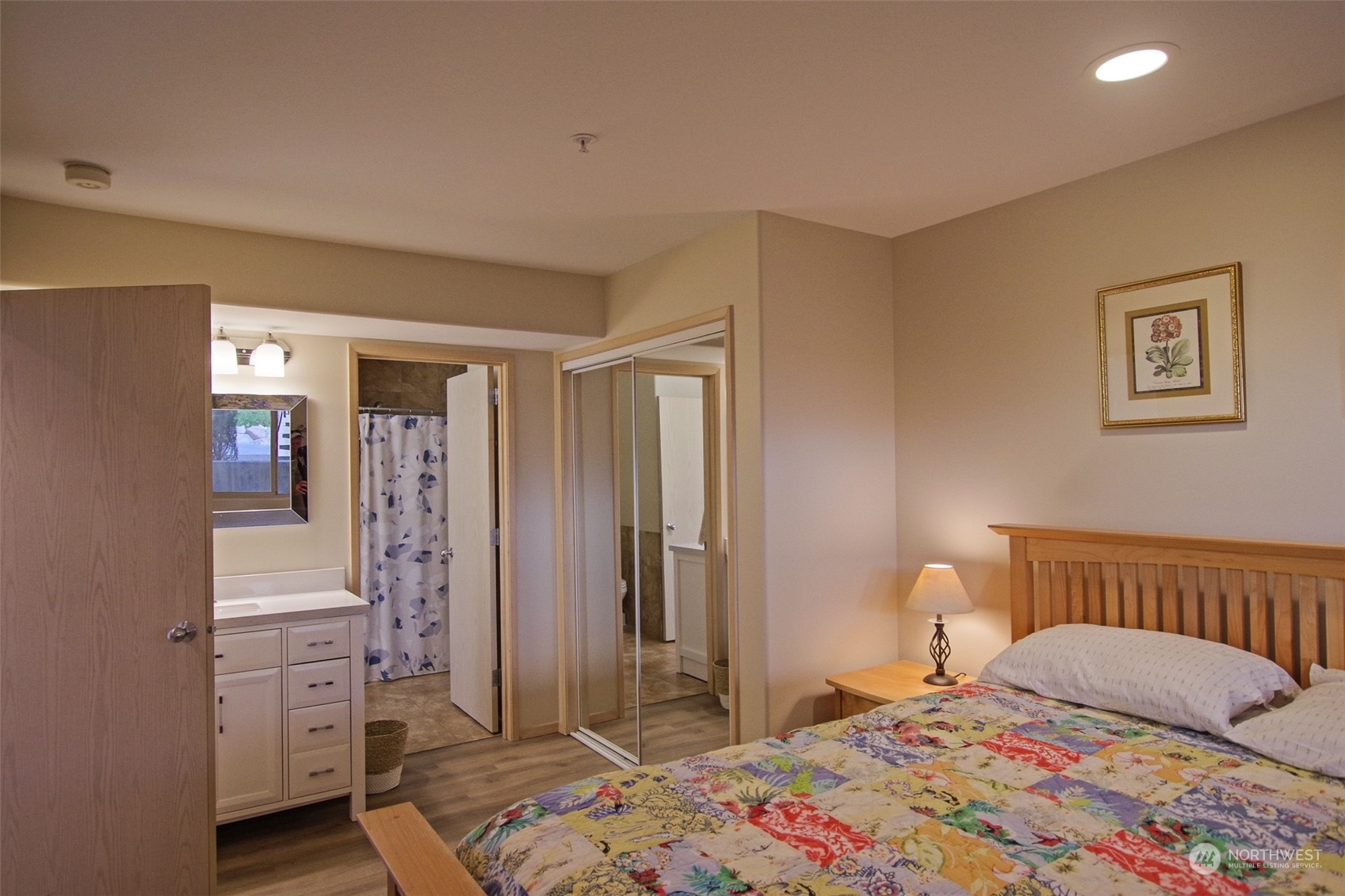 8997 Crescent Bar Road Property Photo 16