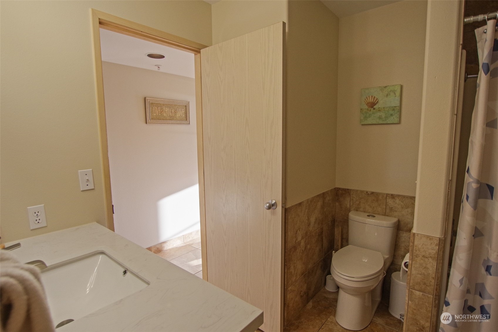 8997 Crescent Bar Road Property Photo 20