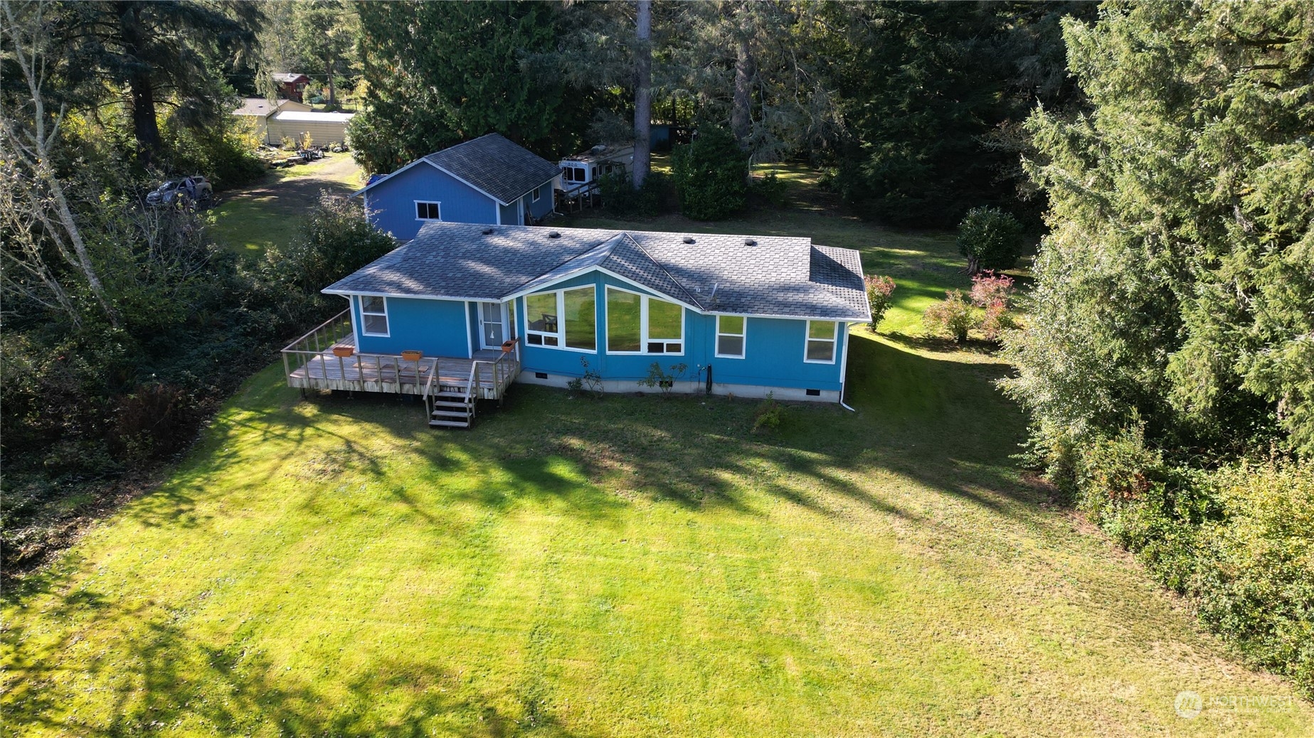 15614 Birch Street Property Photo 3