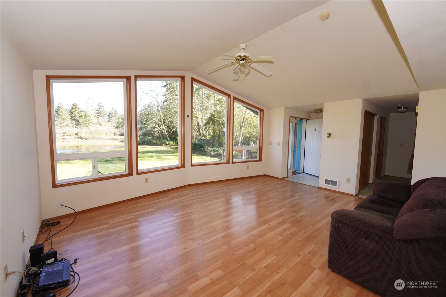 15614 Birch Street Property Photo 13