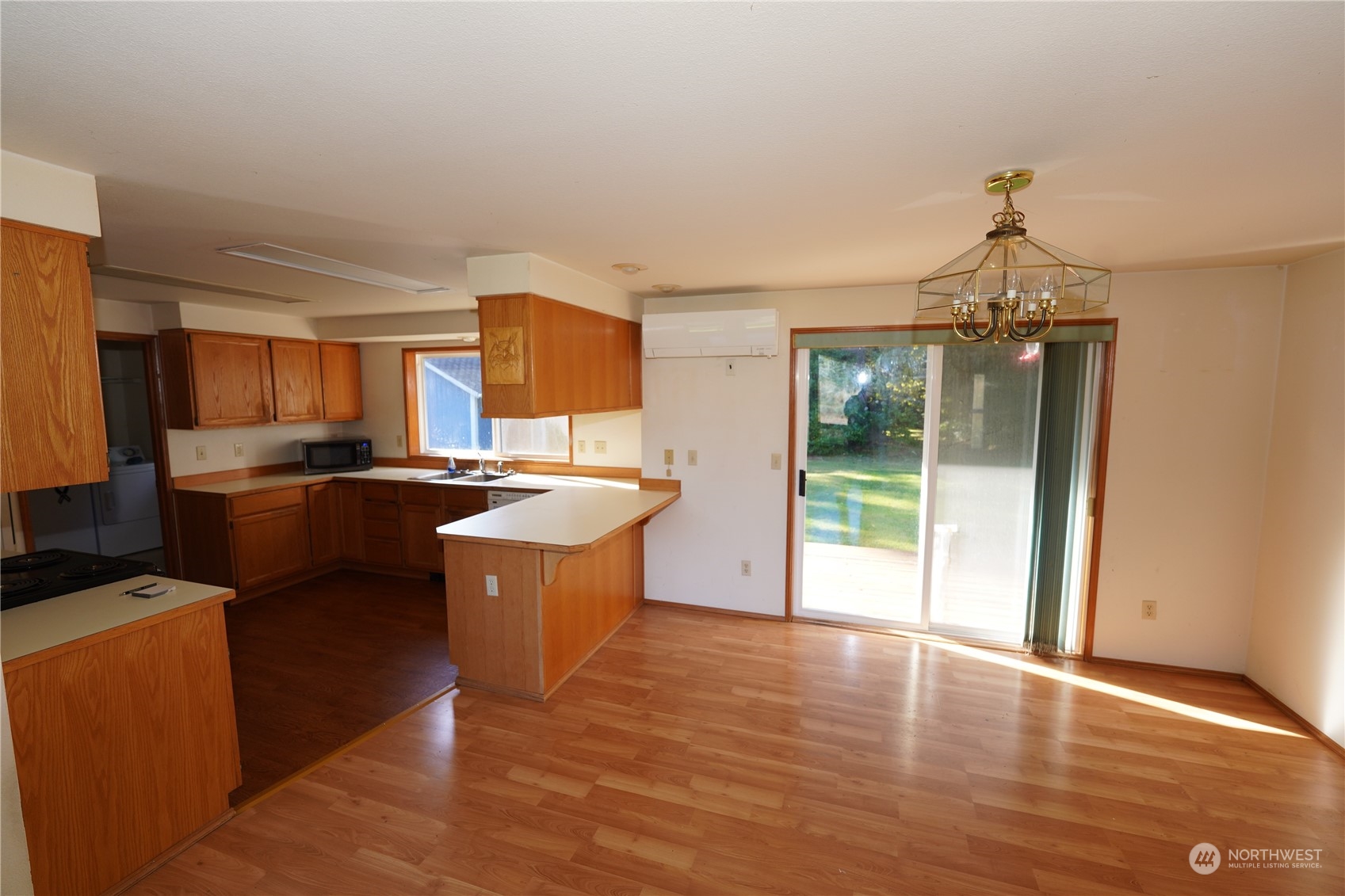 15614 Birch Street Property Photo 15