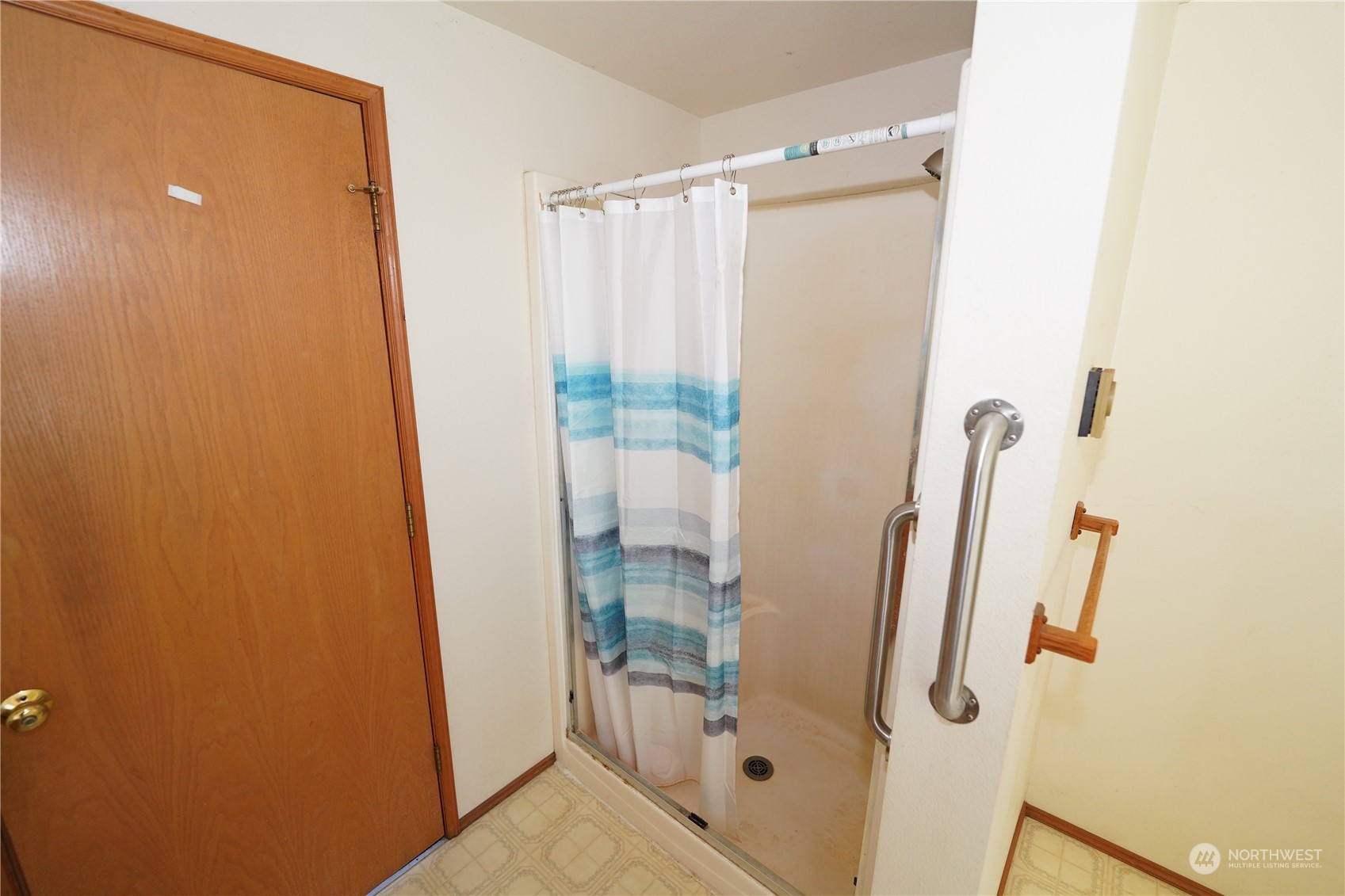 15614 Birch Street Property Photo 22