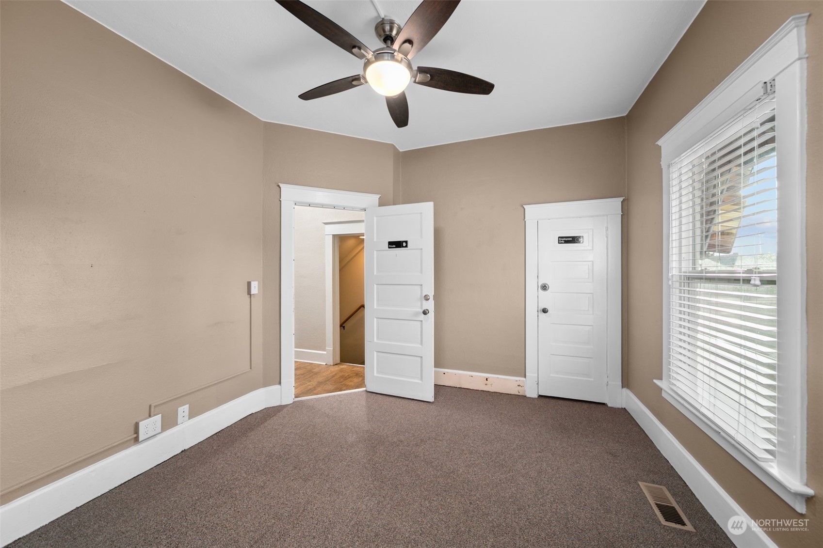 326 N Miller Property Photo 19