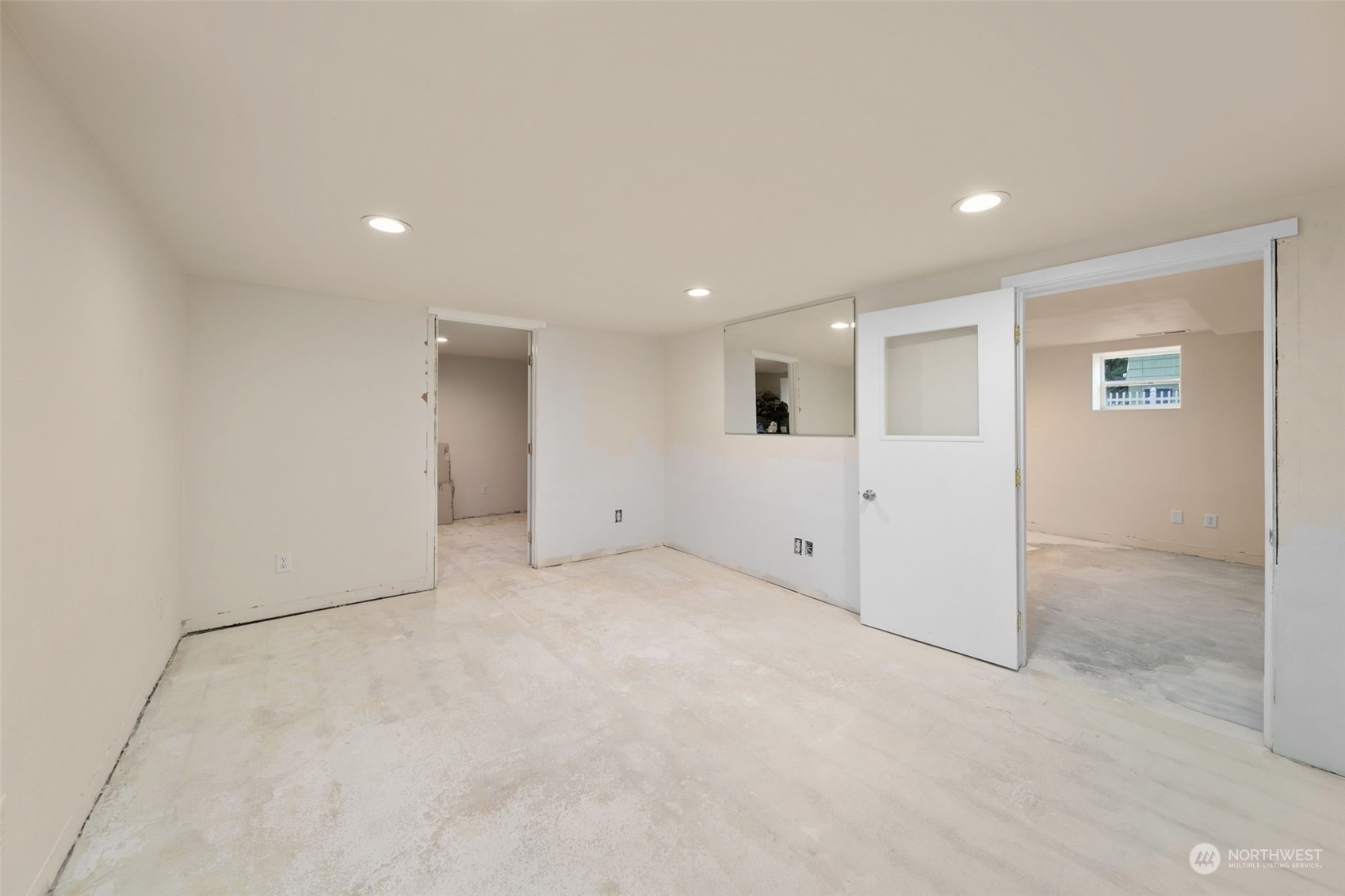 326 N Miller Property Photo 30