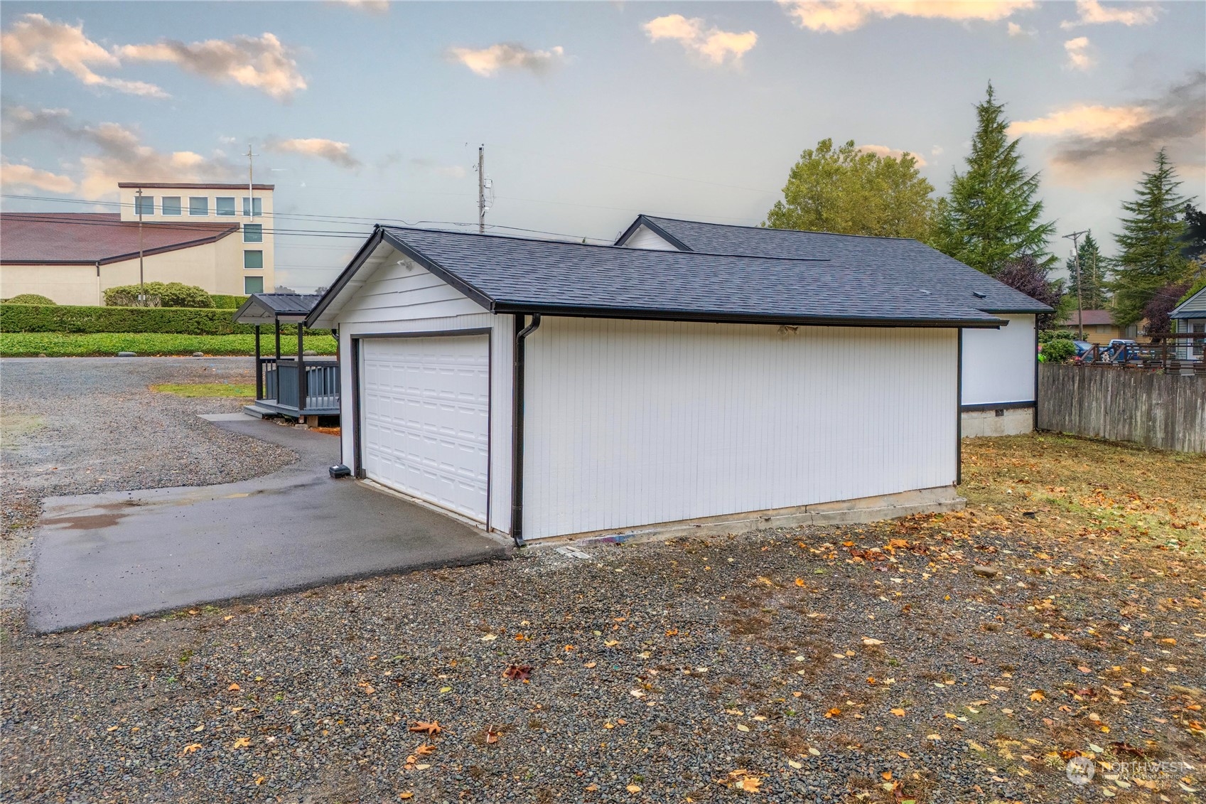 11101 Bingham Avenue Property Photo 34
