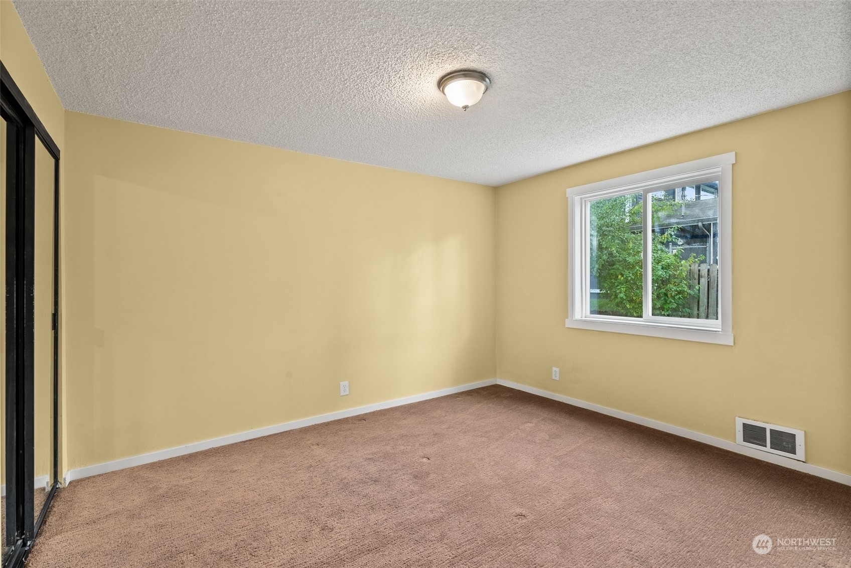1020 S 230th Street B105 Property Photo 14