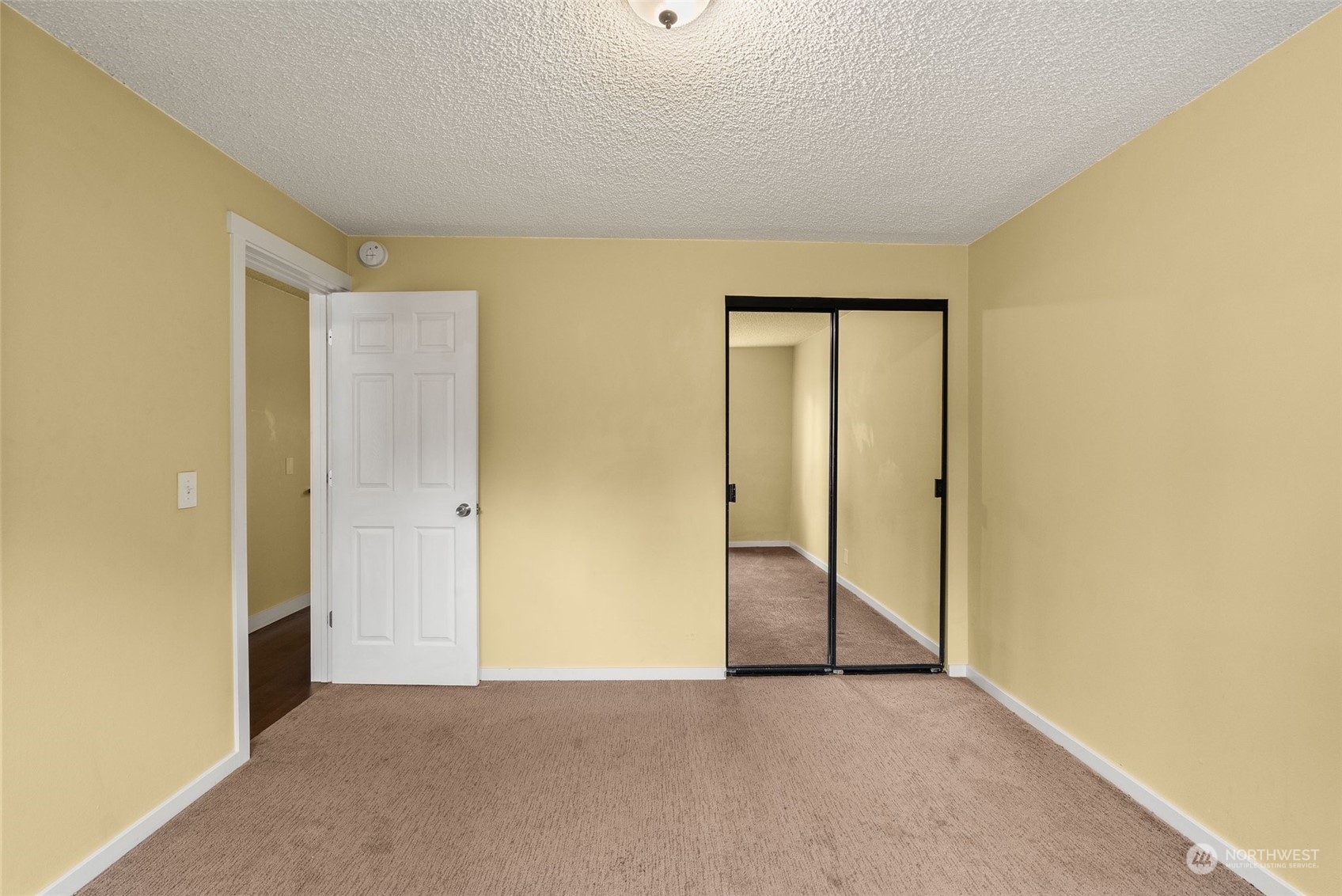 1020 S 230th Street B105 Property Photo 15