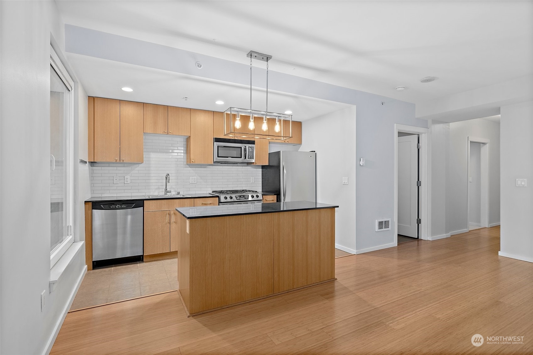 76 Cedar Street 605 Property Photo 7