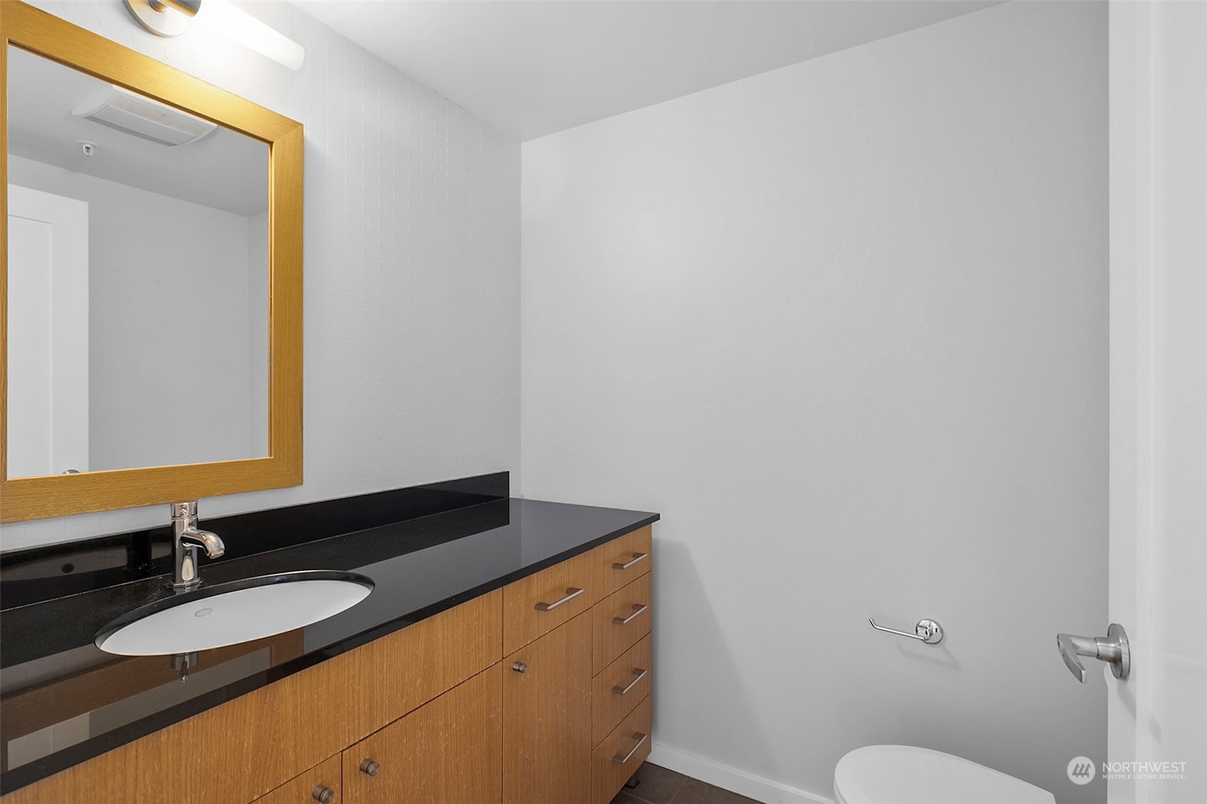 76 Cedar Street 605 Property Photo 20