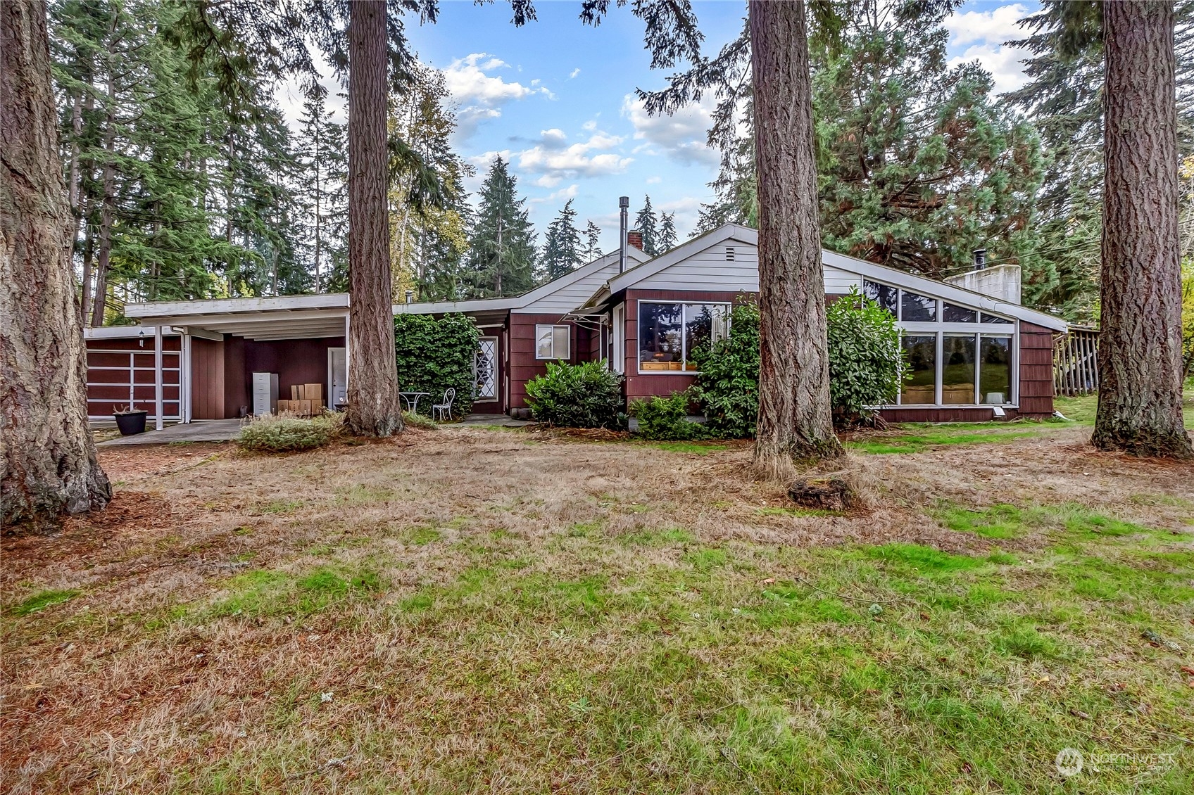 7118 96th Street Property Photo 1