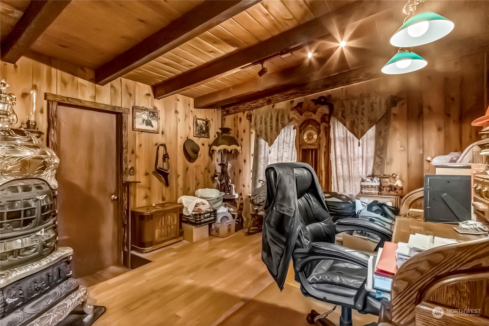 7118 96th Street Property Photo 10