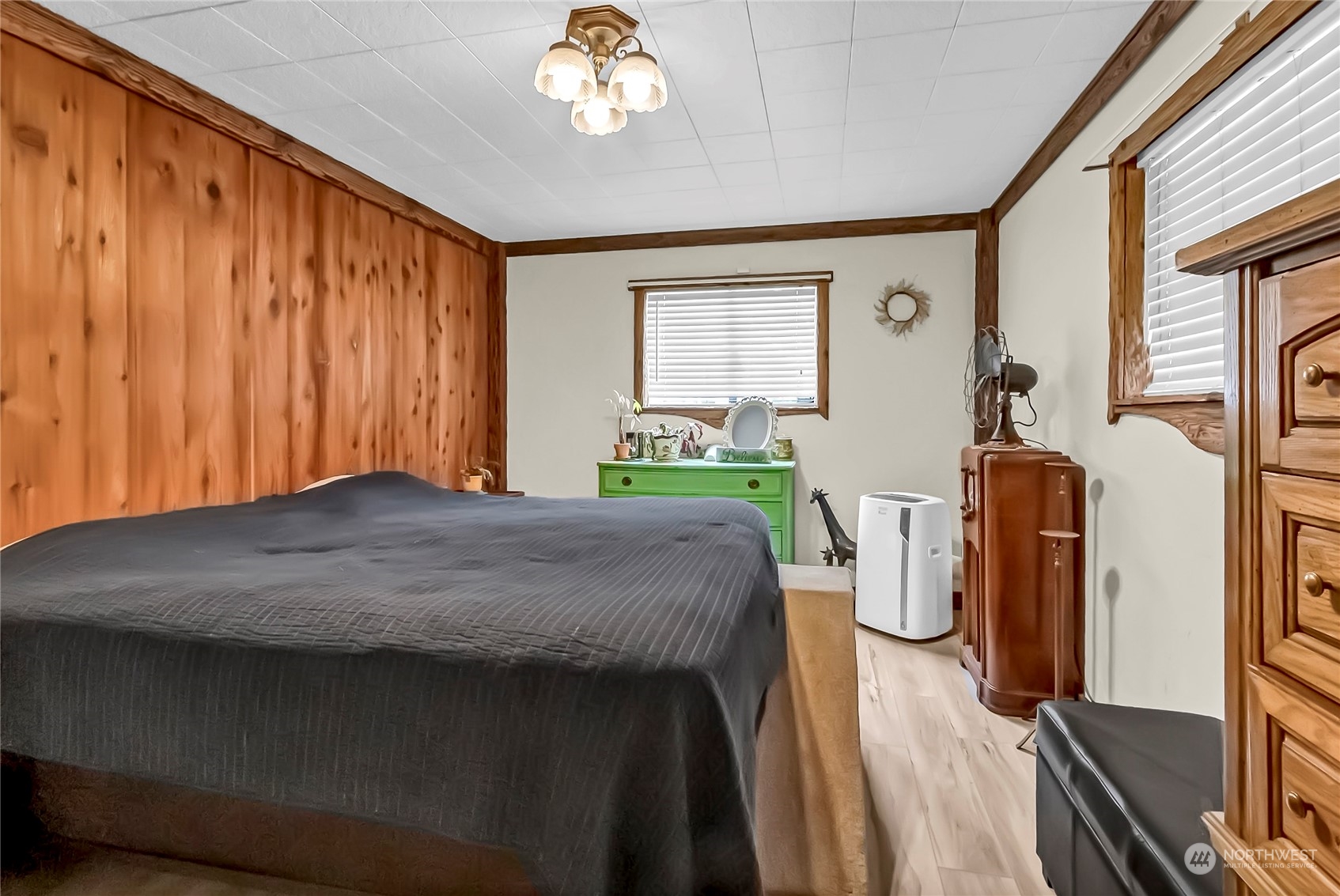 7118 96th Street Property Photo 14