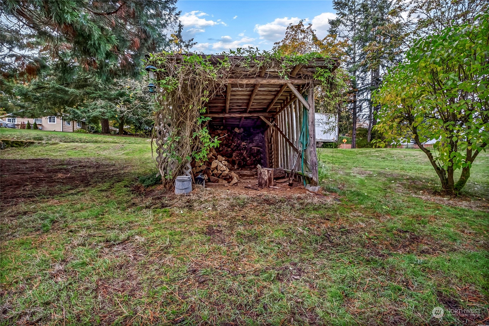 7118 96th Street Property Photo 16
