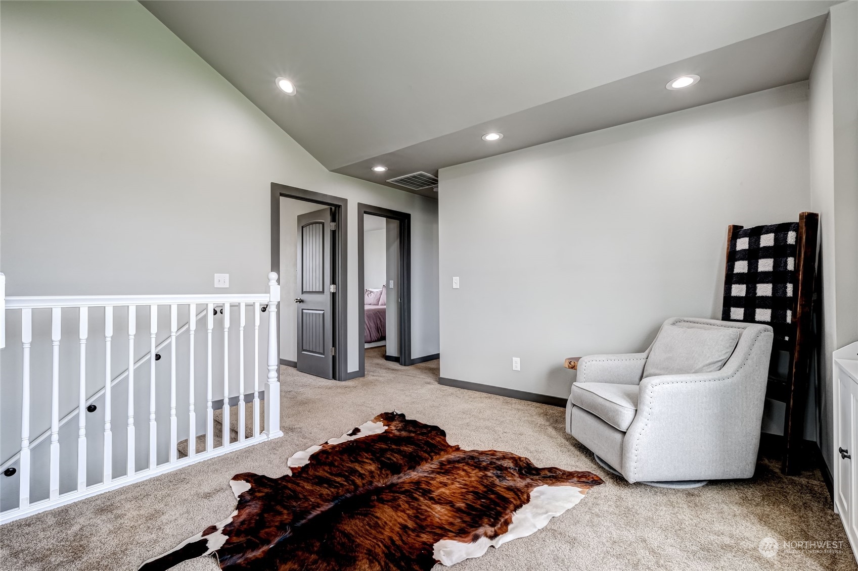 541 Moore Road Property Photo 17