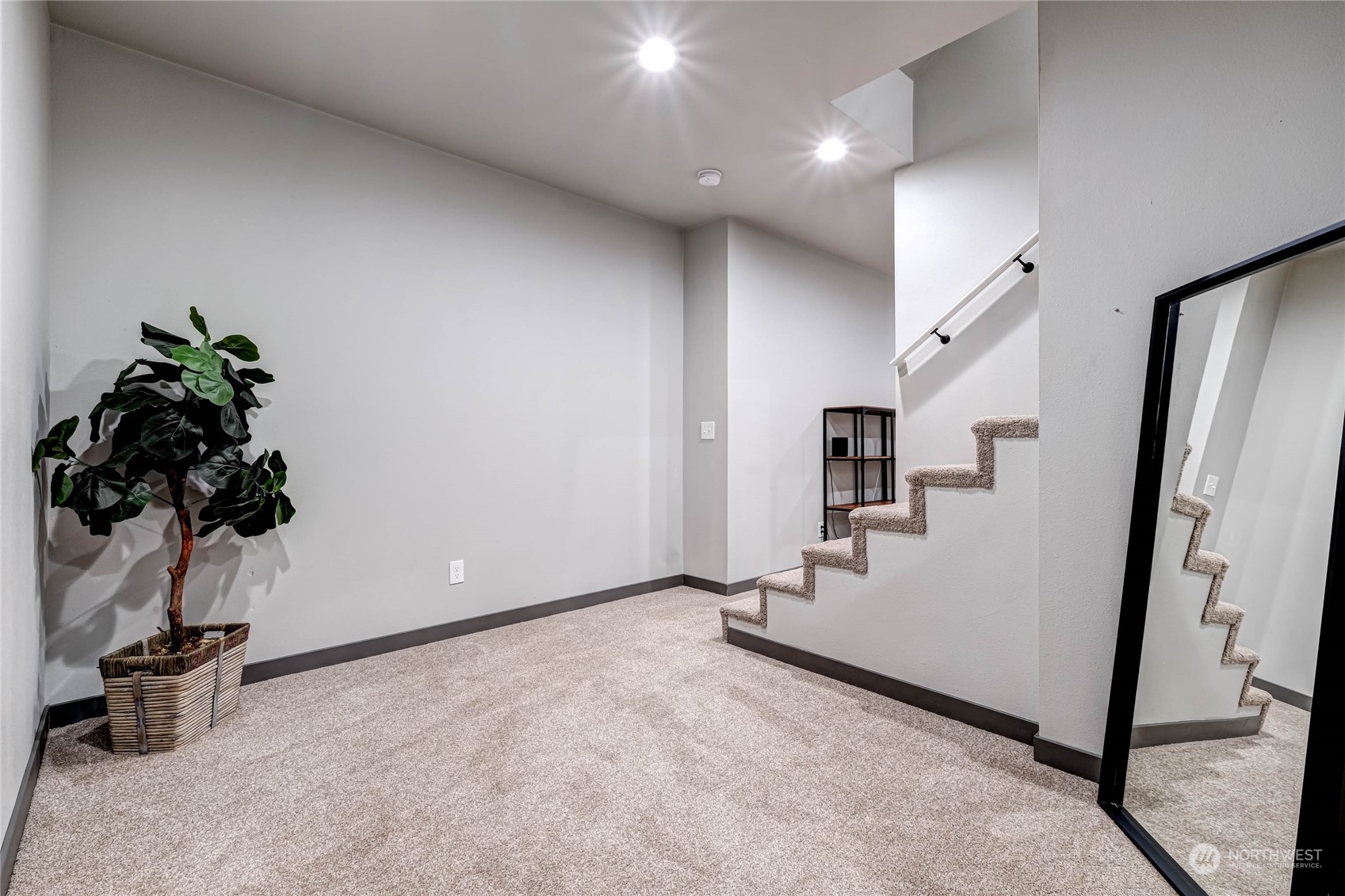 541 Moore Road Property Photo 38