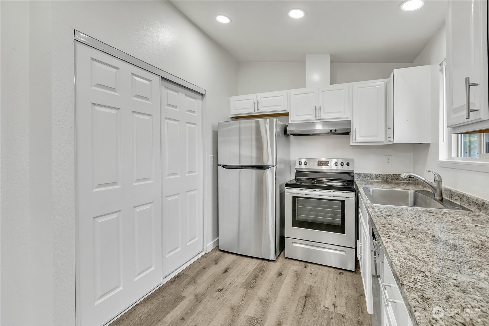 4308 S 7th Street Property Photo 16