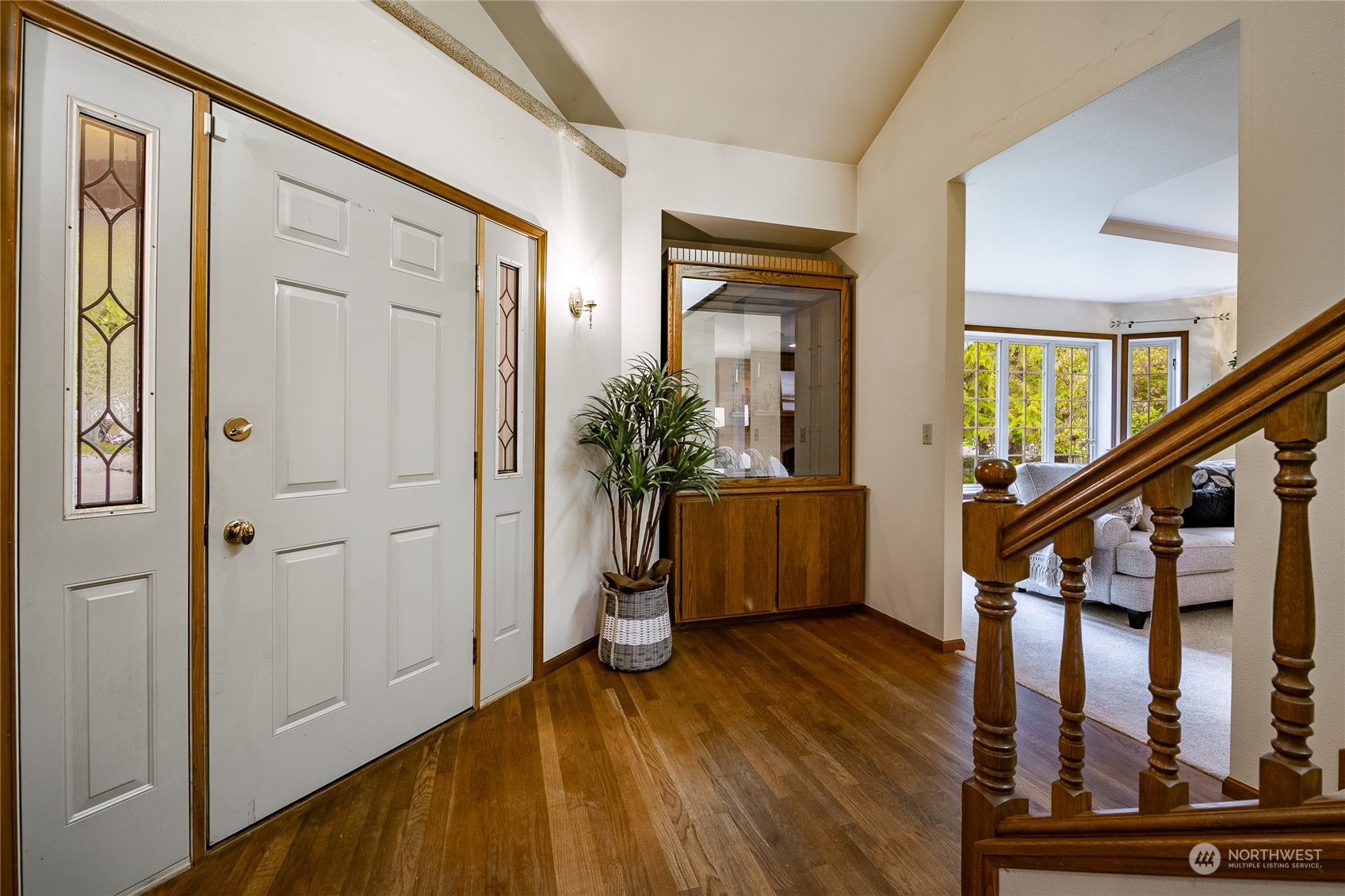 407 Wood Creek Drive Property Photo 3