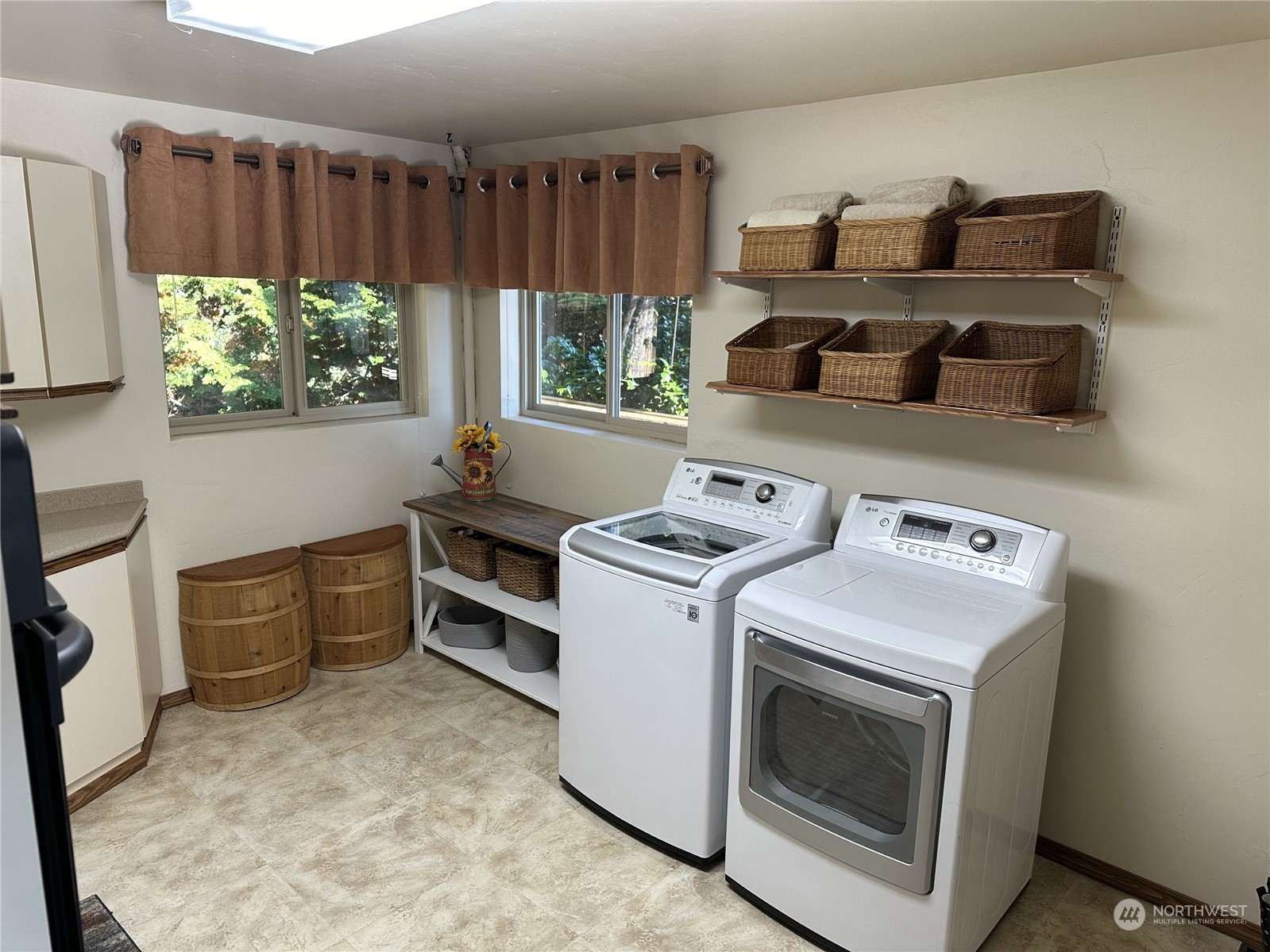 16922 Albany Street Property Photo 21