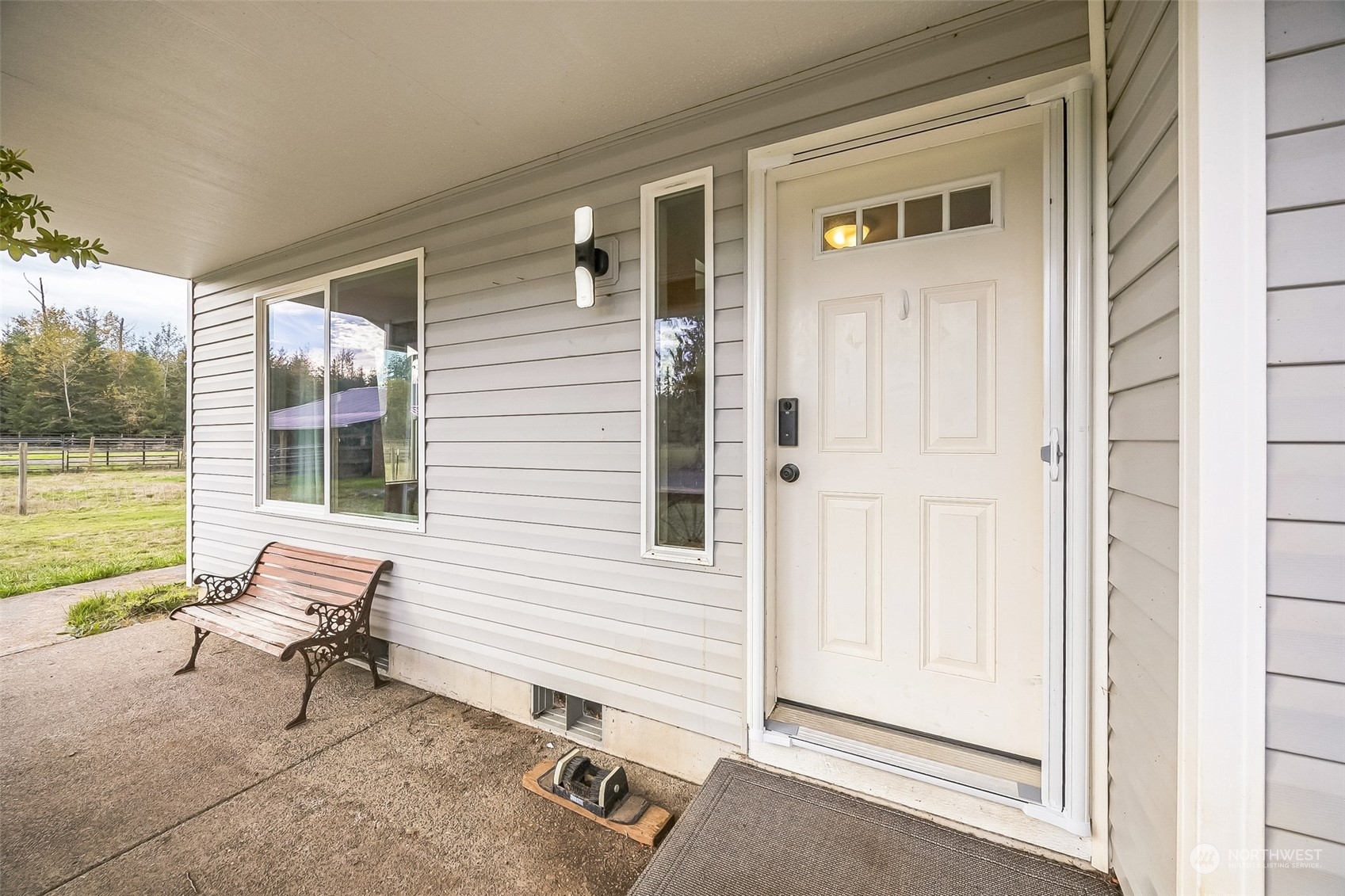 289 Middle Fork Road Property Photo 5