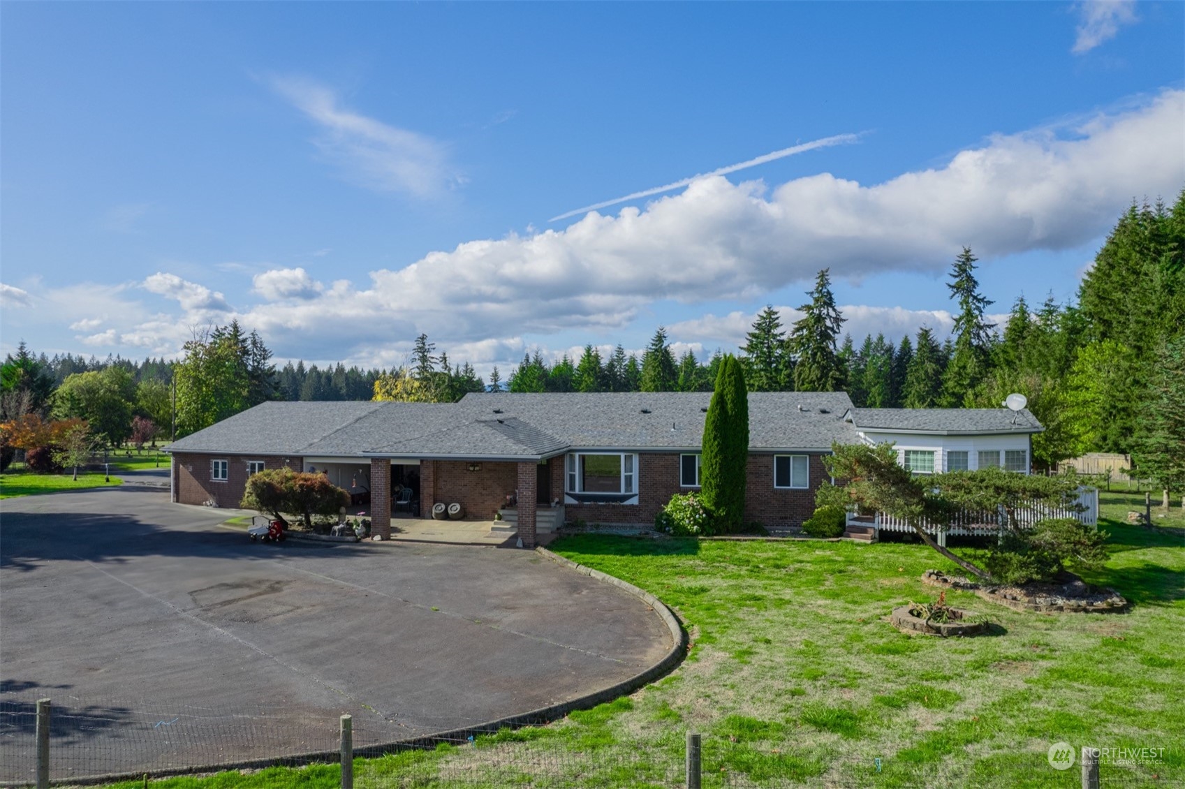 782 S Military Road Property Photo 1