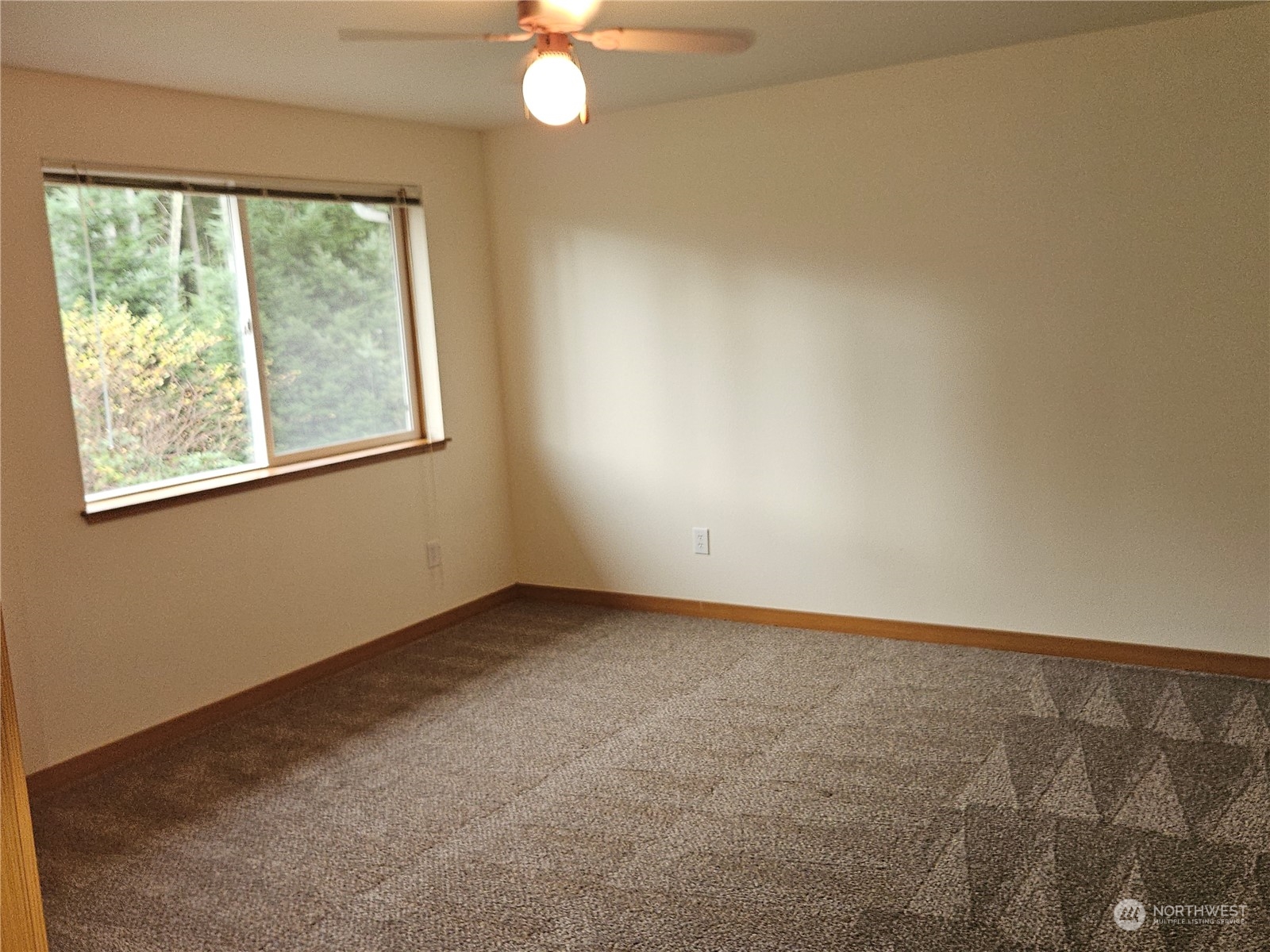 313 Camden Way Property Photo 16