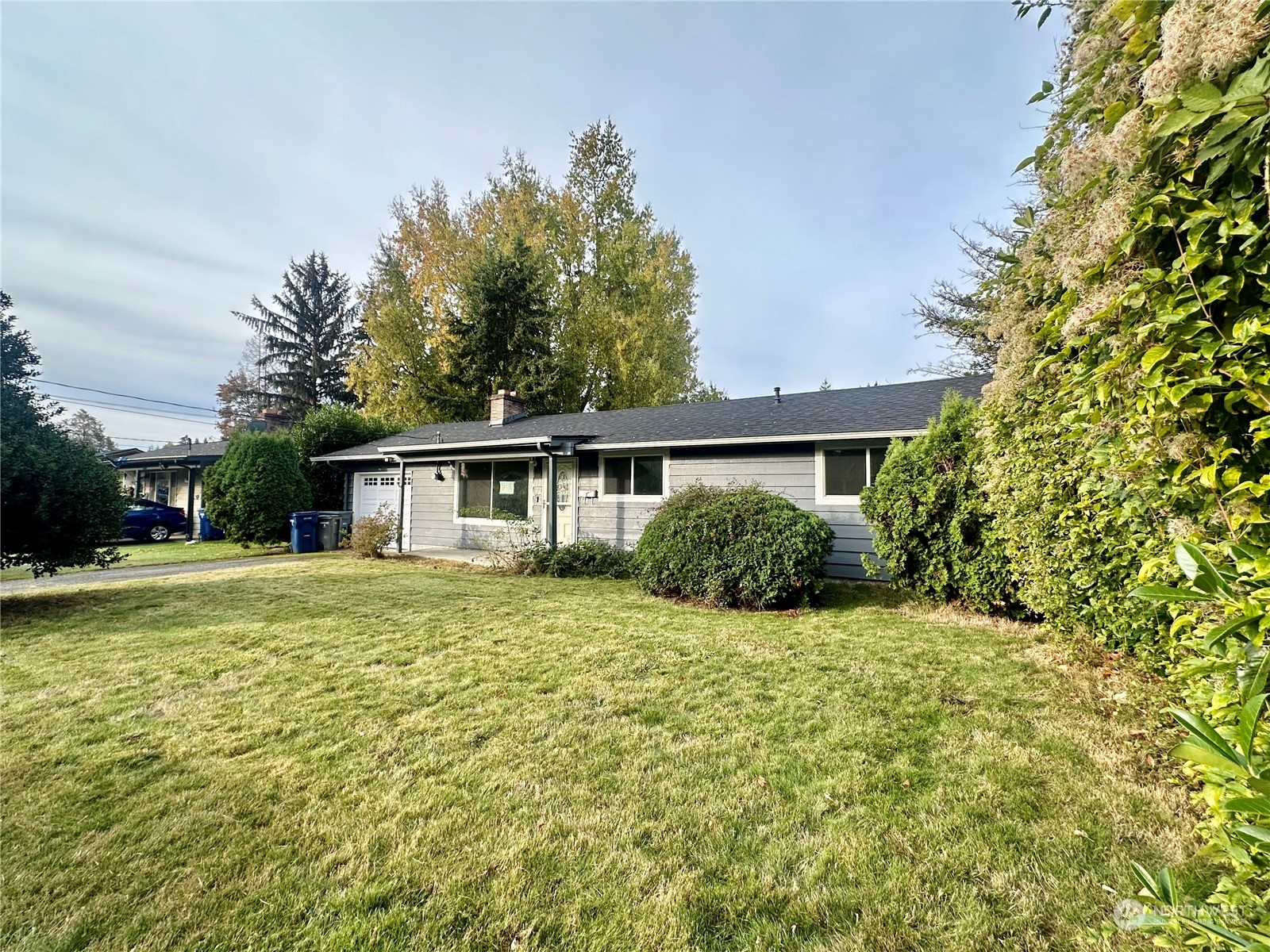 2613 Pike Street Property Photo 3