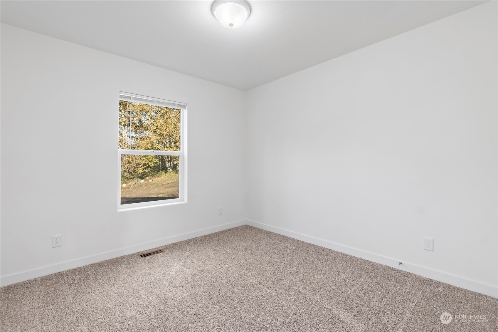 37919 26th Avenue Property Photo 26