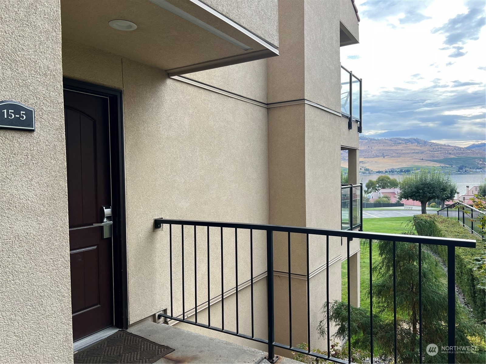 100 Lake Chelan Shores Drive 15-5b Property Photo 12