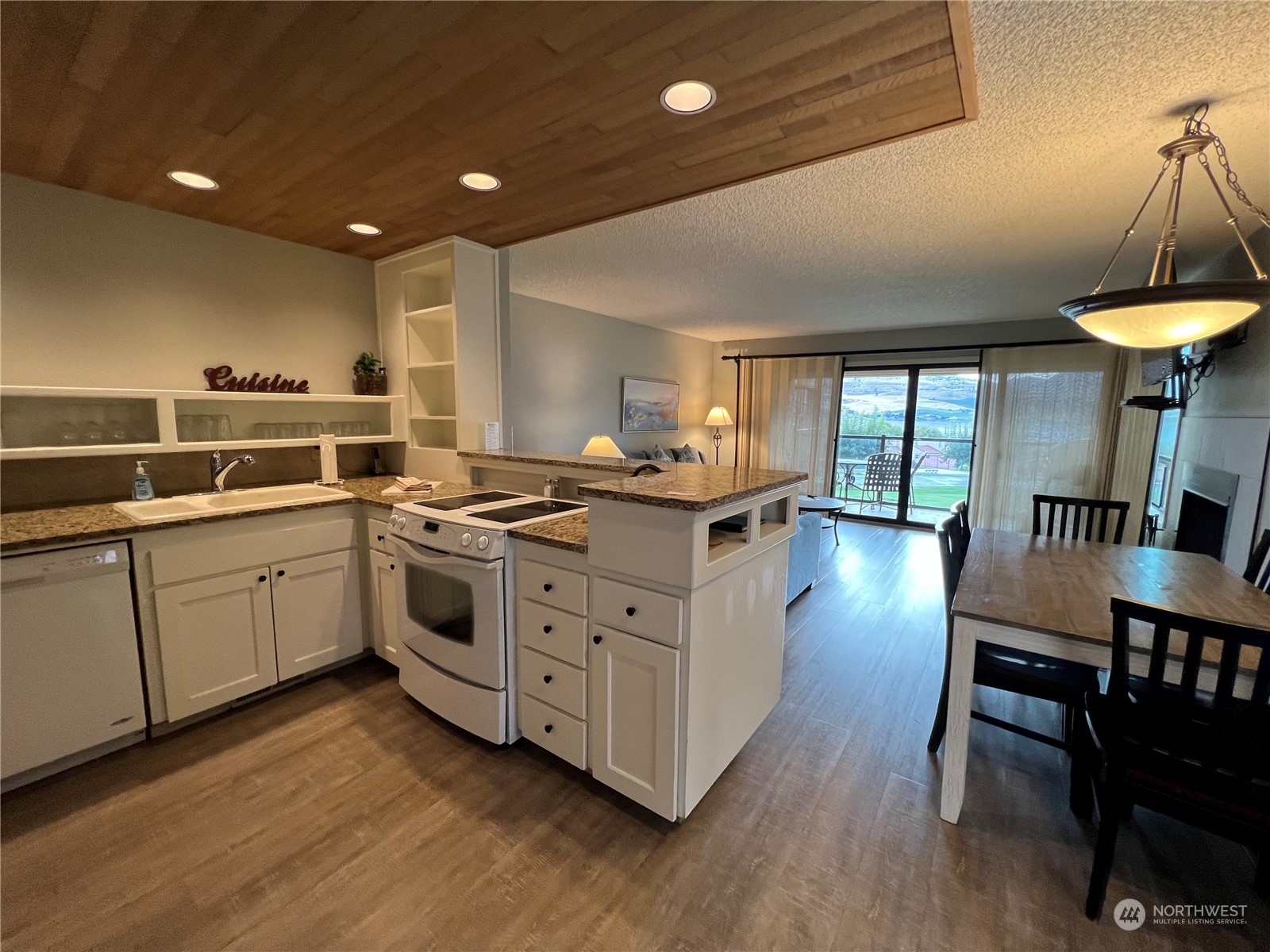 100 Lake Chelan Shores Drive 15-5b Property Photo 22