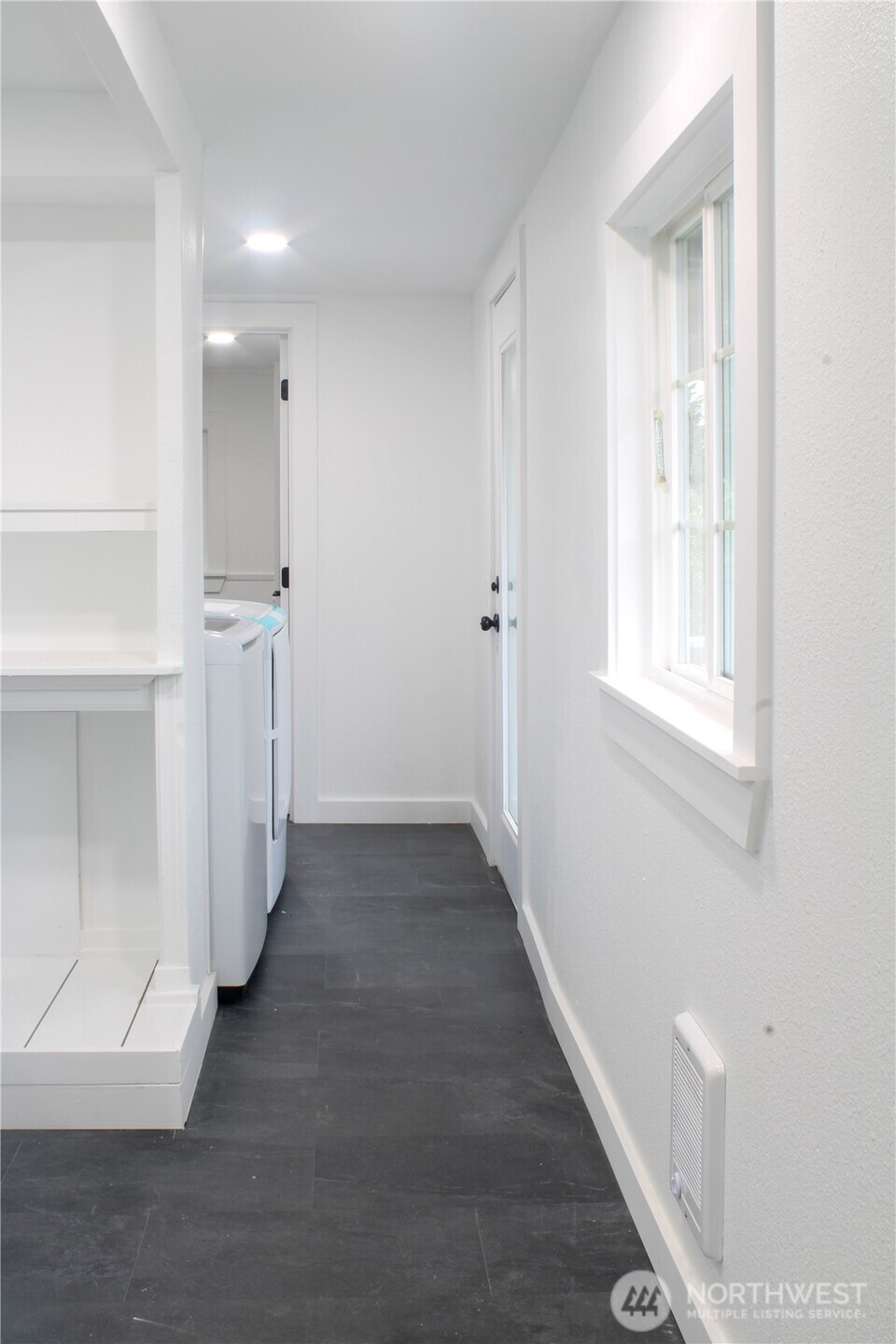 8730 206 Street 18 Property Photo 21