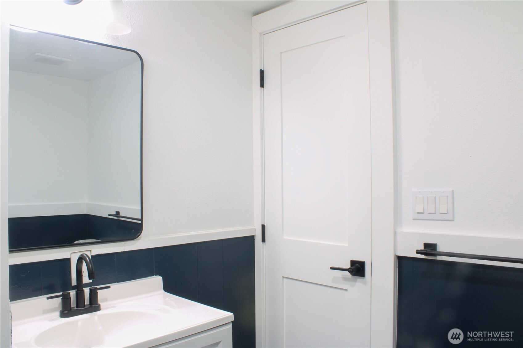8730 206 Street 18 Property Photo 22