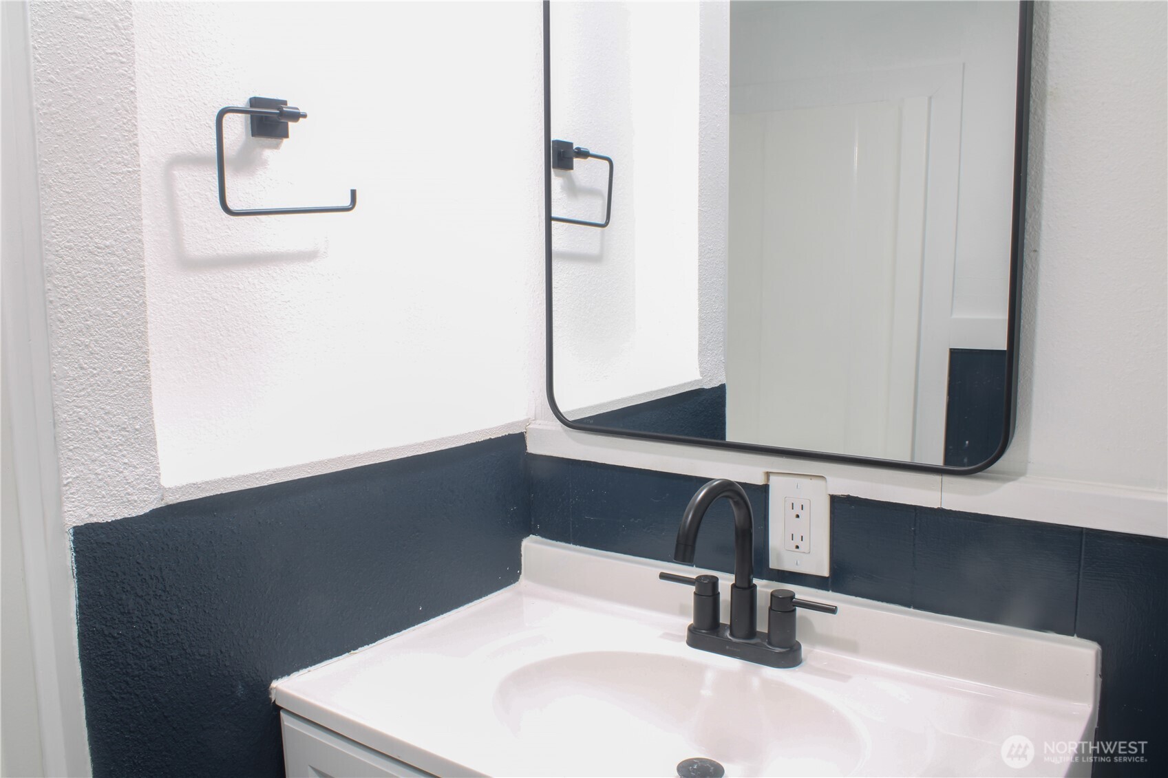 8730 206 Street 18 Property Photo 23