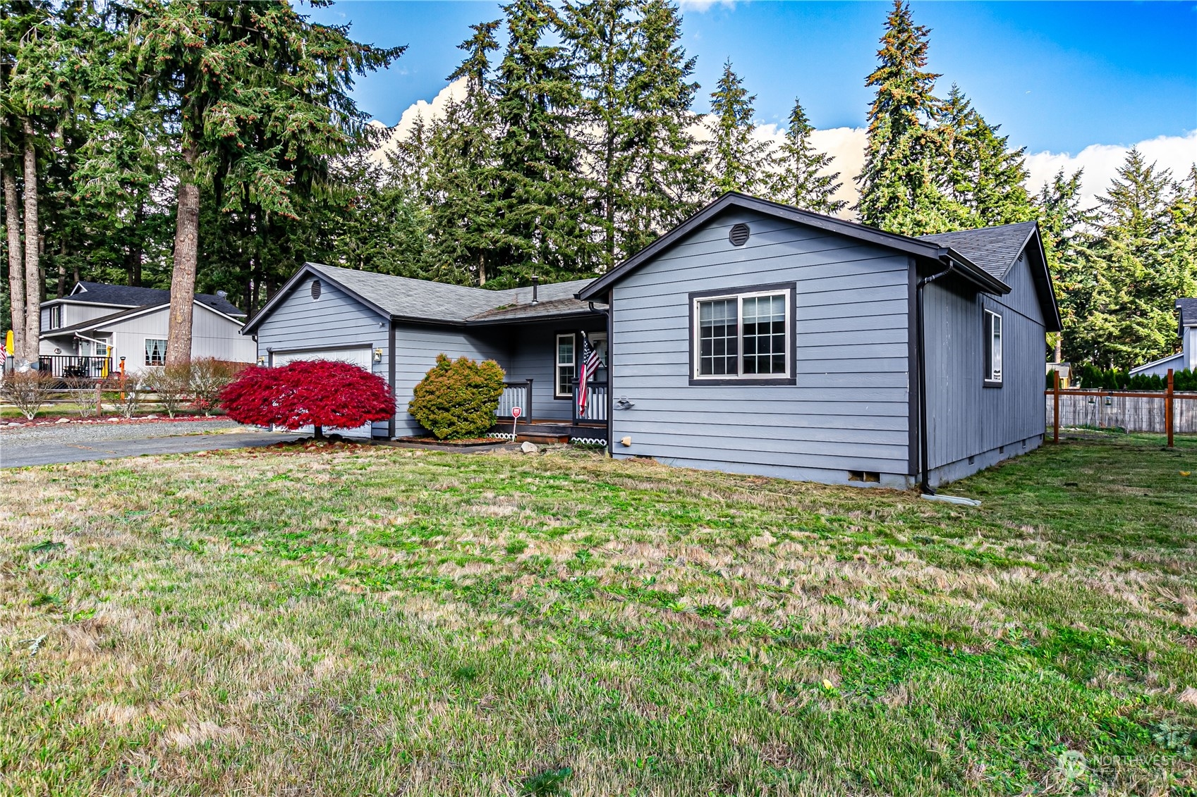 604 Nieland Loop Property Photo 5