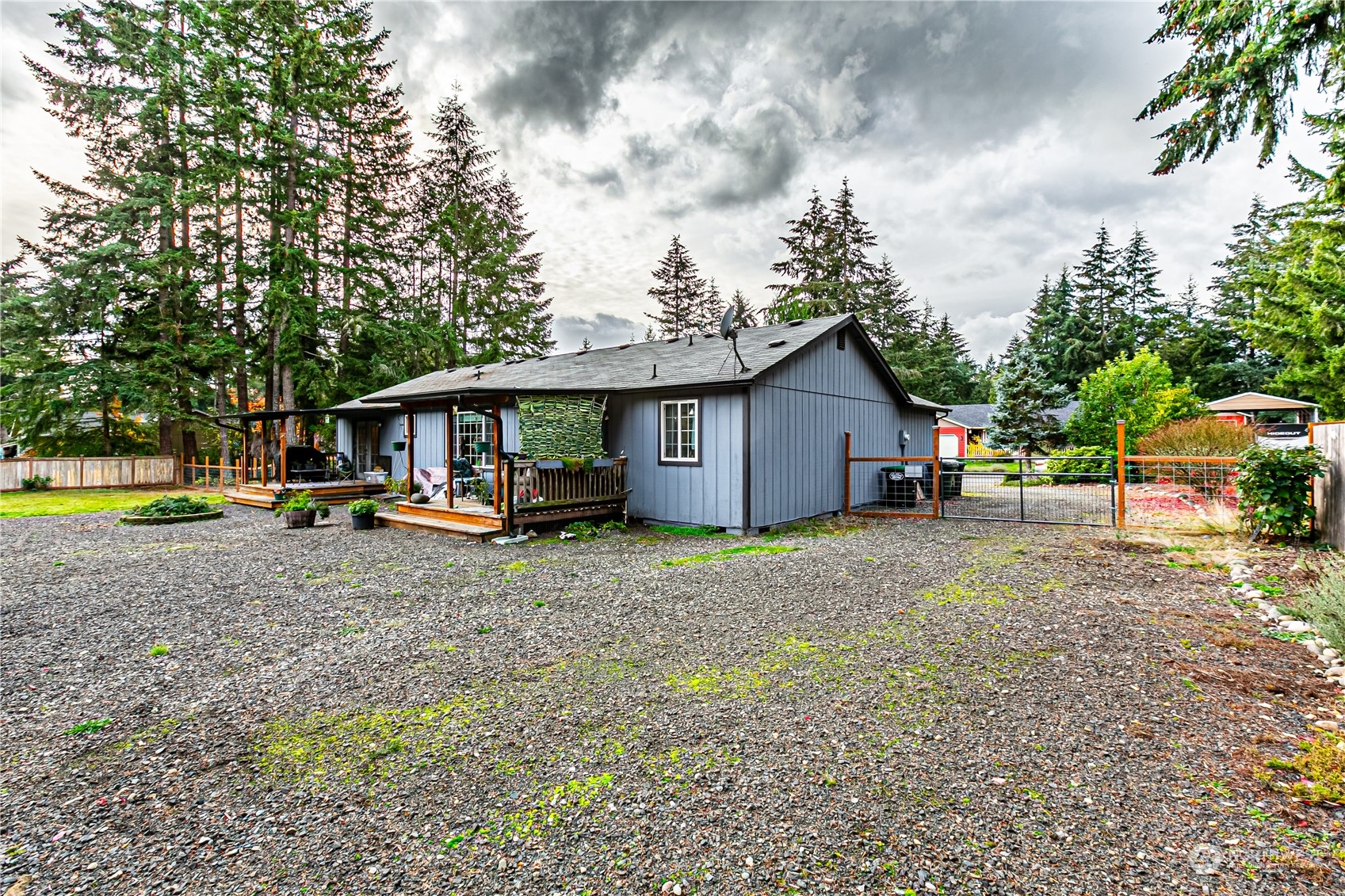 604 Nieland Loop Property Photo 9