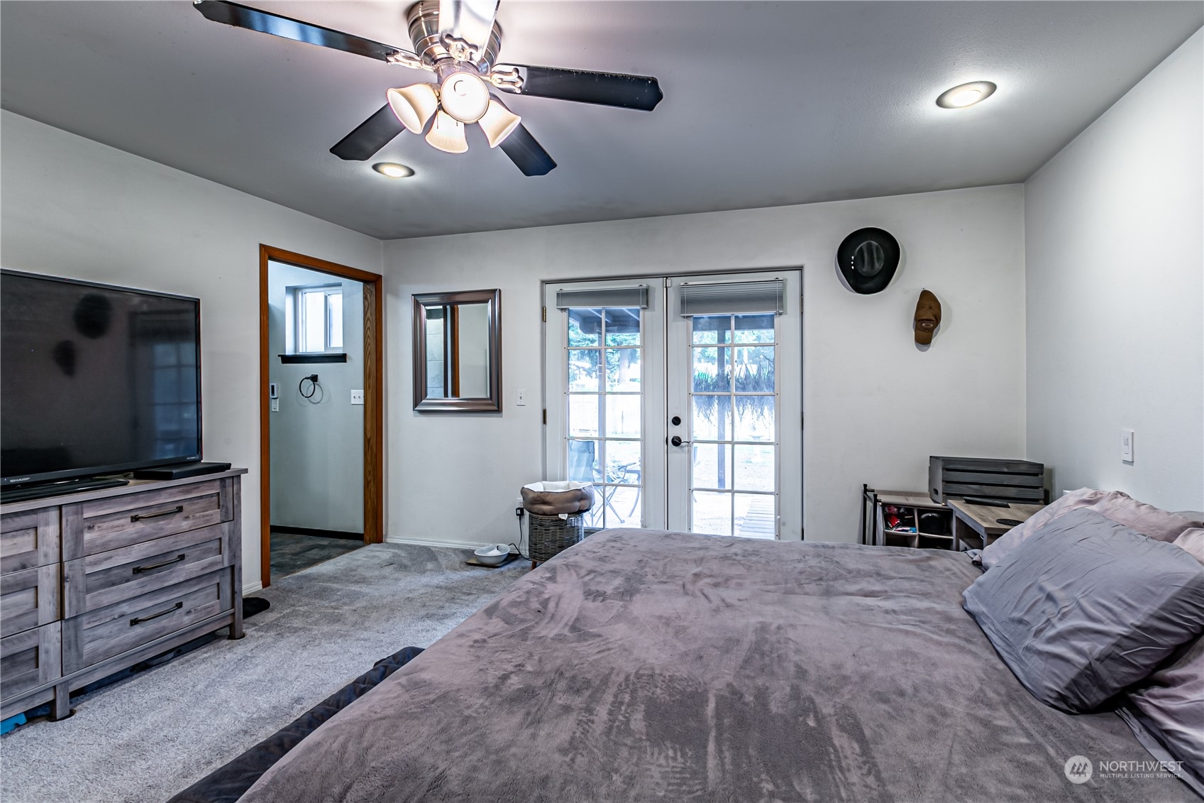 604 Nieland Loop Property Photo 13