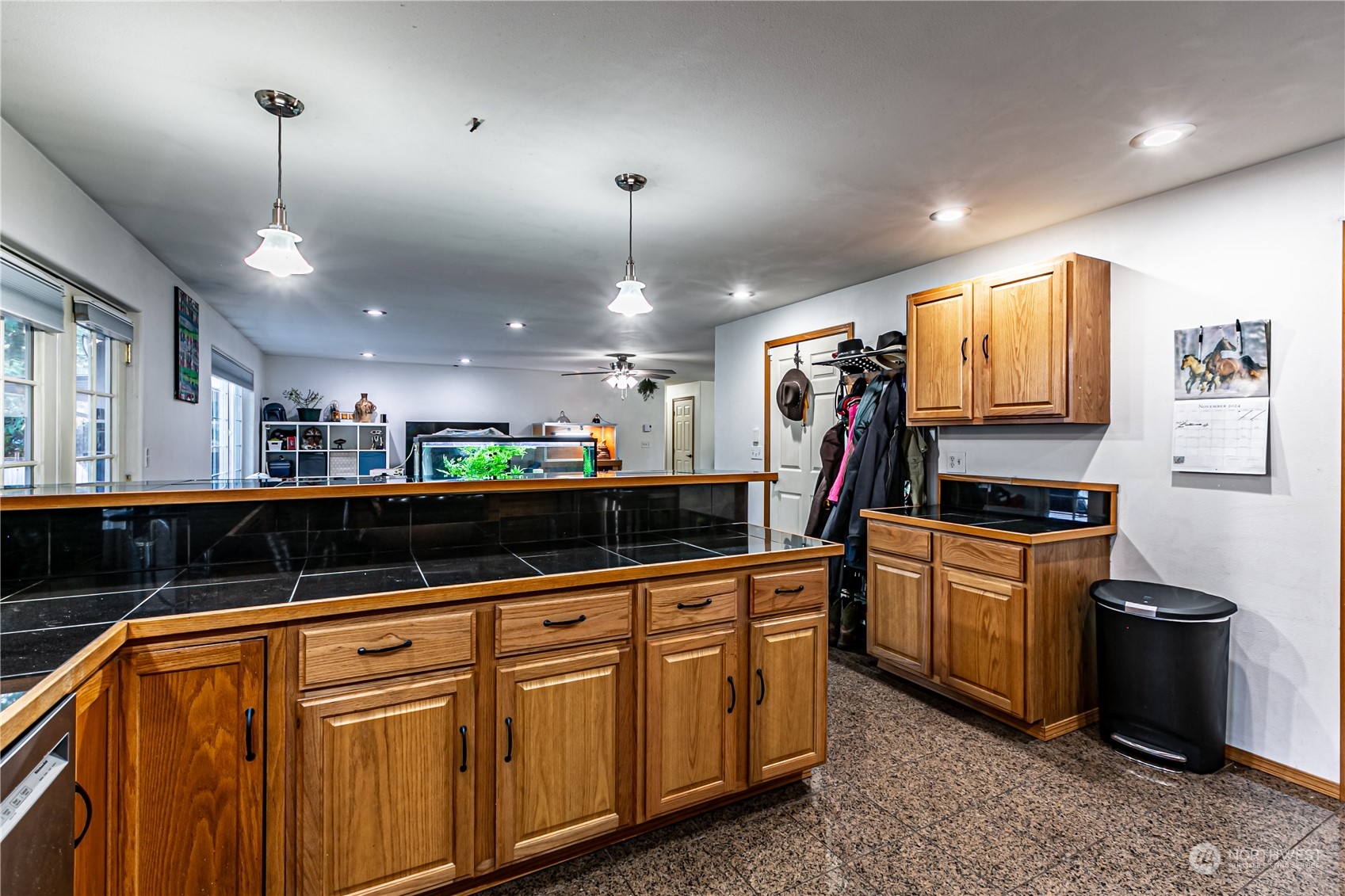 604 Nieland Loop Property Photo 21