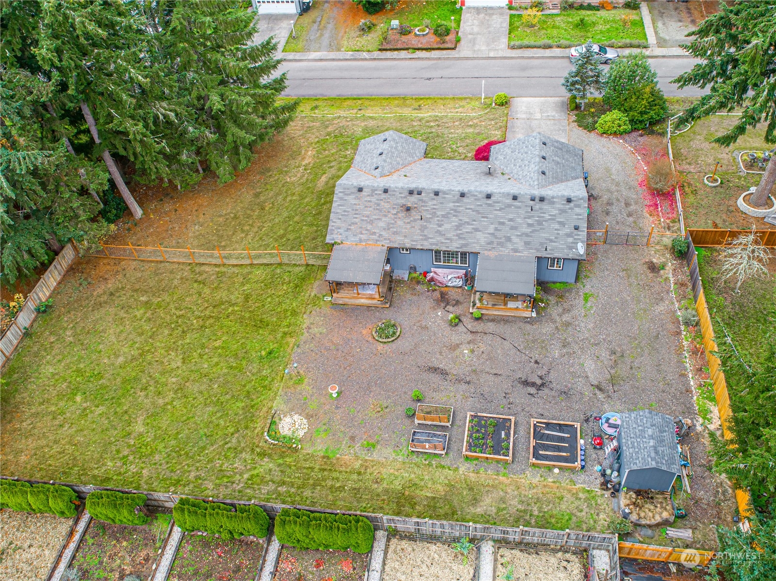 604 Nieland Loop Property Photo 37