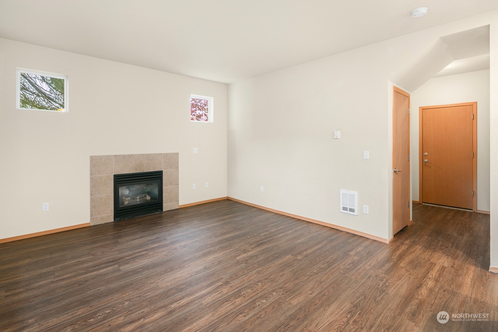 1119 139 Place 1 Property Photo 2