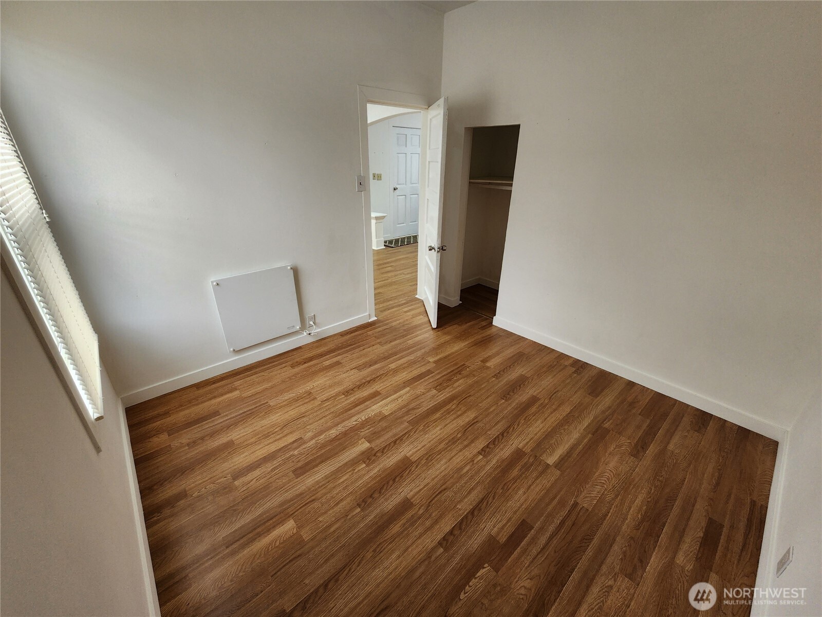 429 S 2nd Street Property Photo 8