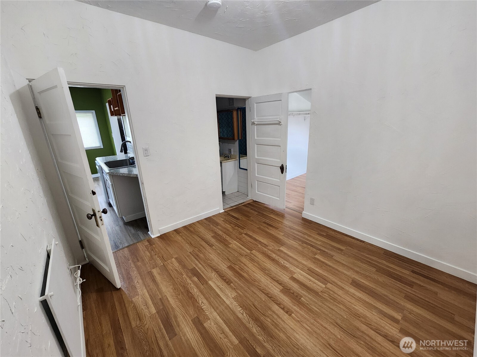 429 S 2nd Street Property Photo 9