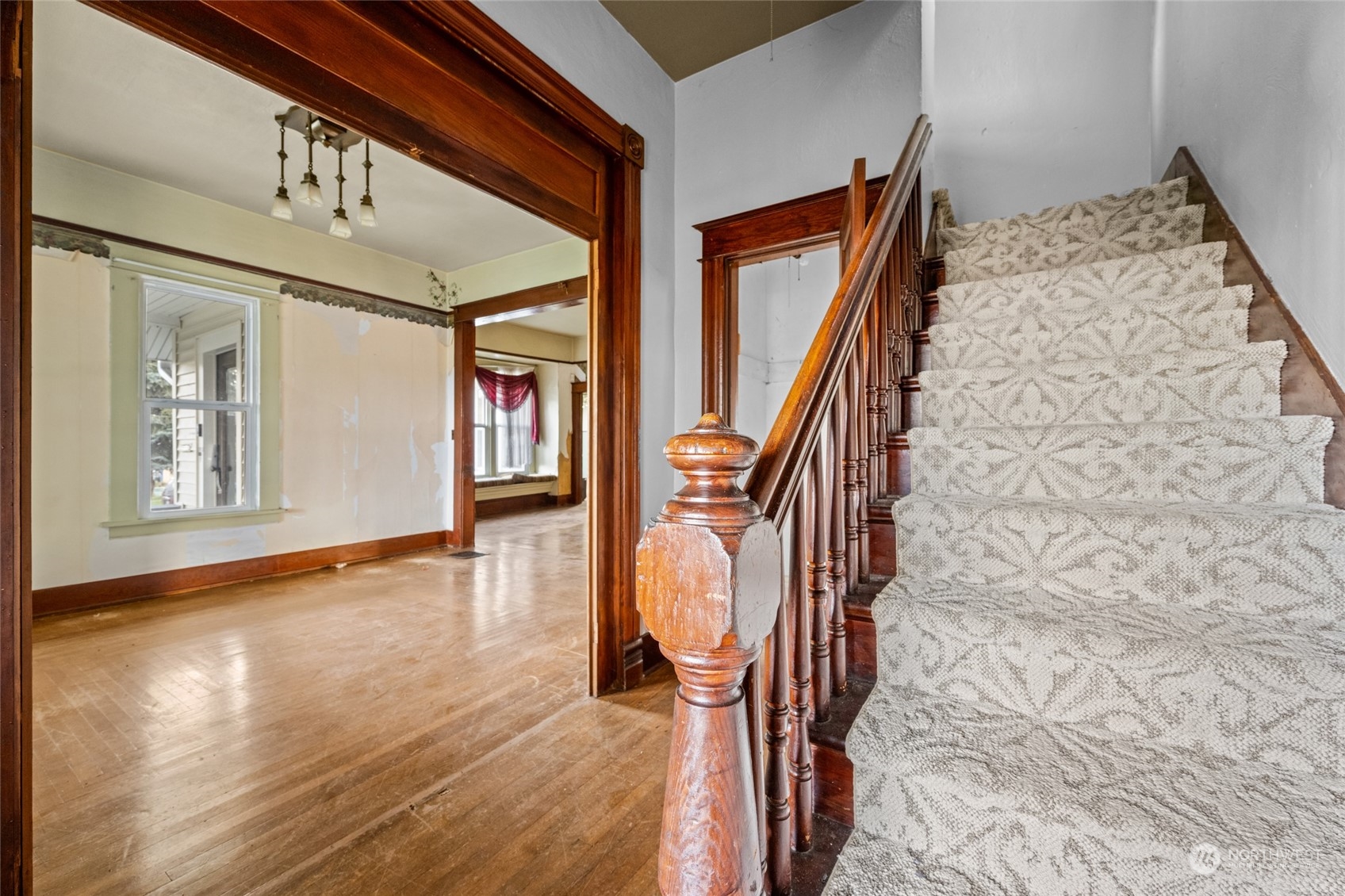 817 Nw Folsom Street Property Photo 14