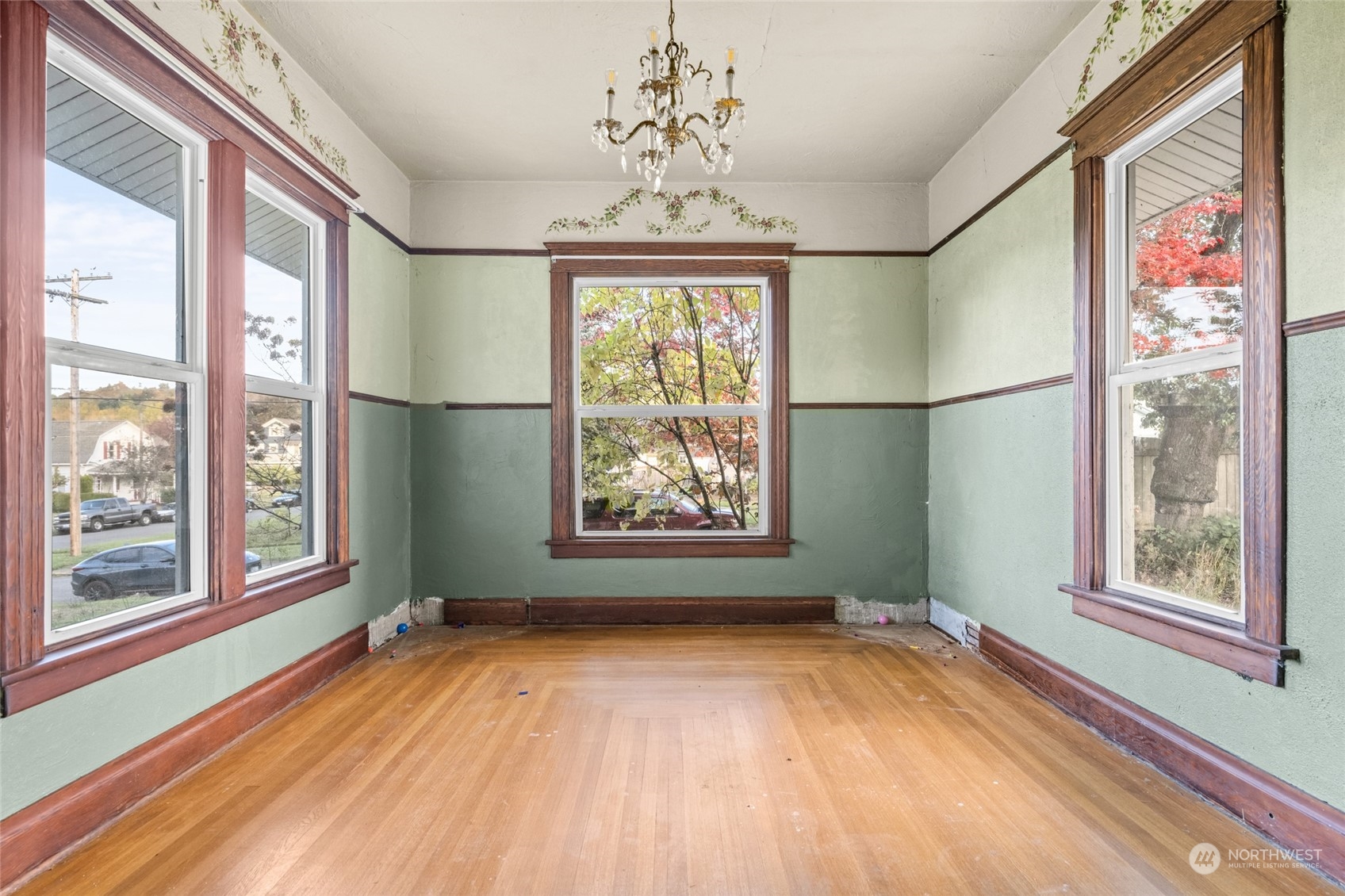 817 Nw Folsom Street Property Photo 18