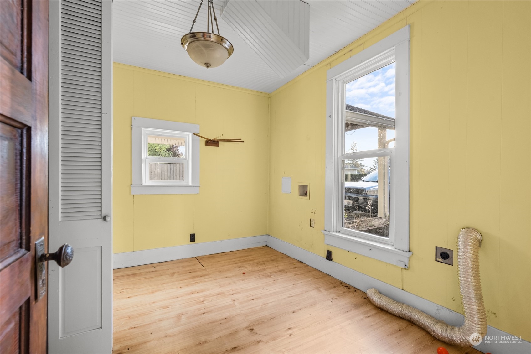 817 Nw Folsom Street Property Photo 26