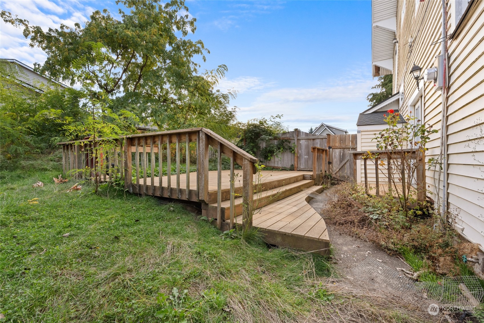 817 Nw Folsom Street Property Photo 32