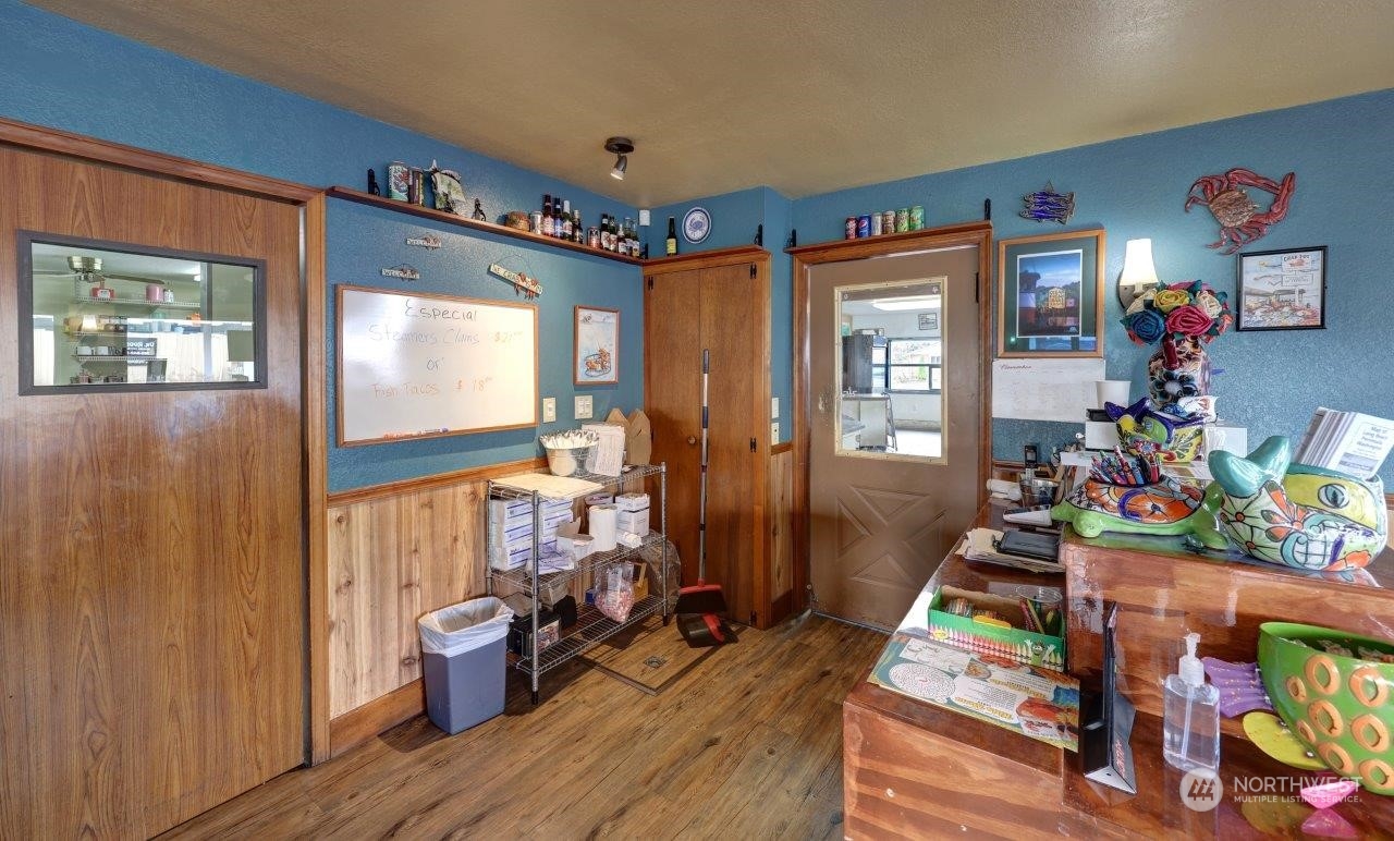 1917 Pacific Avenue Property Photo 14