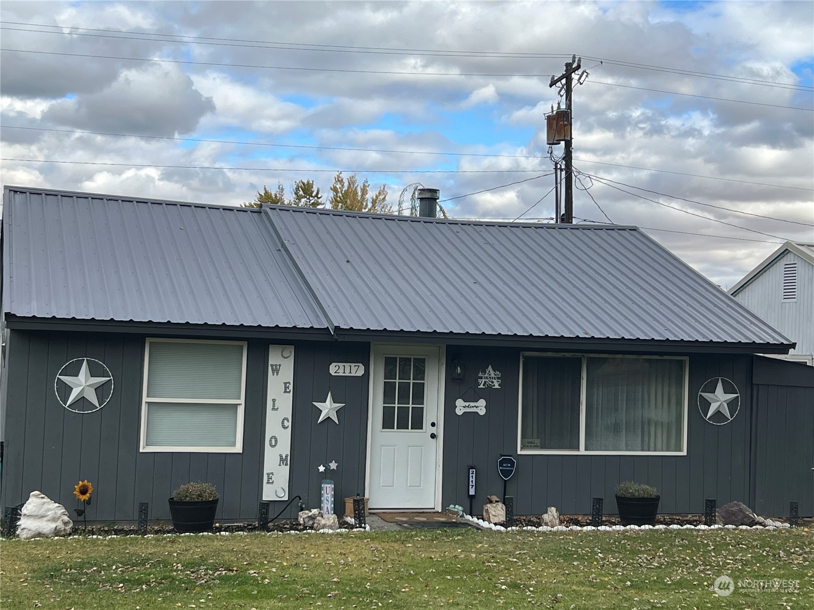 2117 Monroe Ave. Property Photo